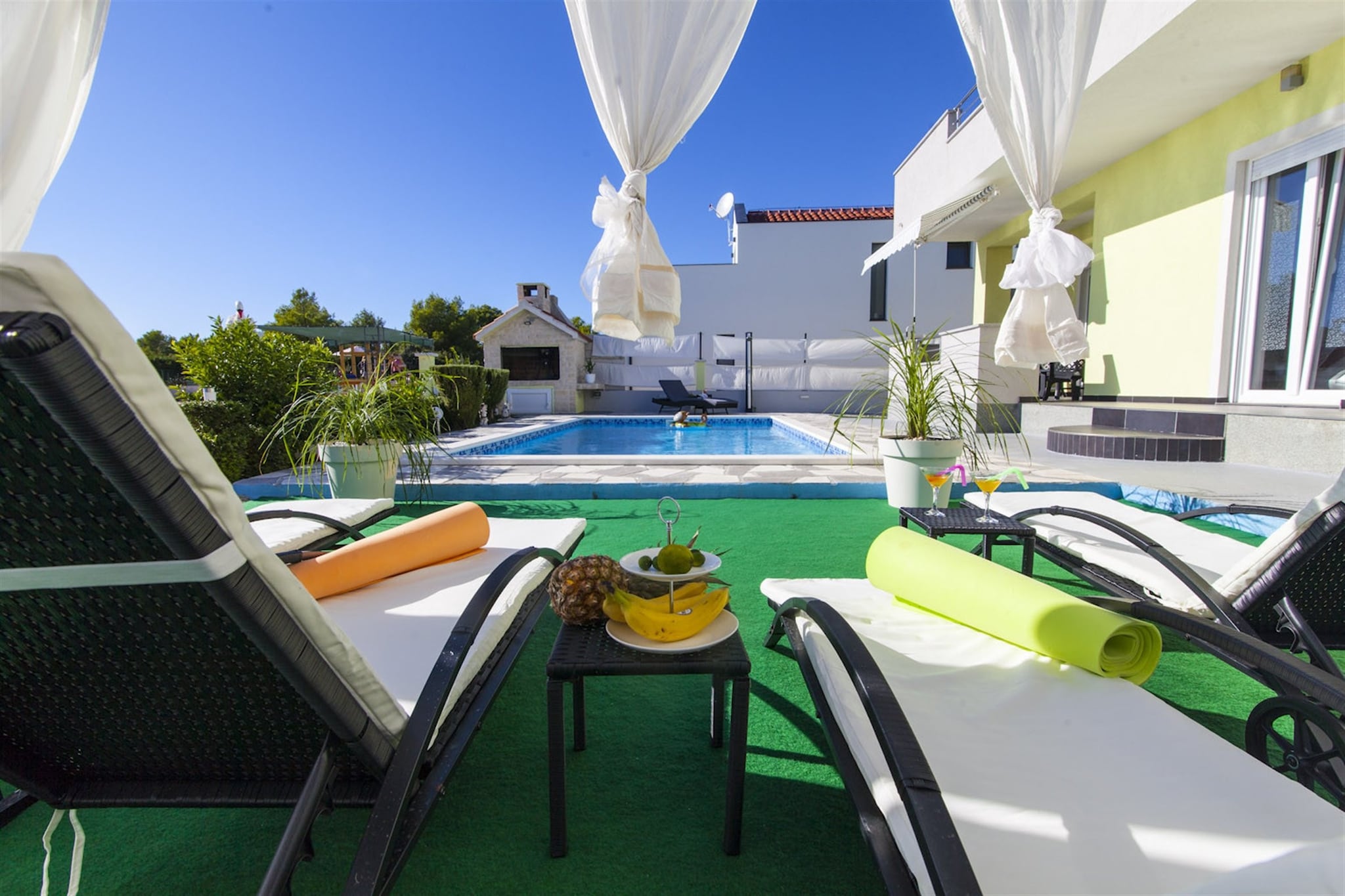 Sea view Villa Brodarica-Schwimmbad