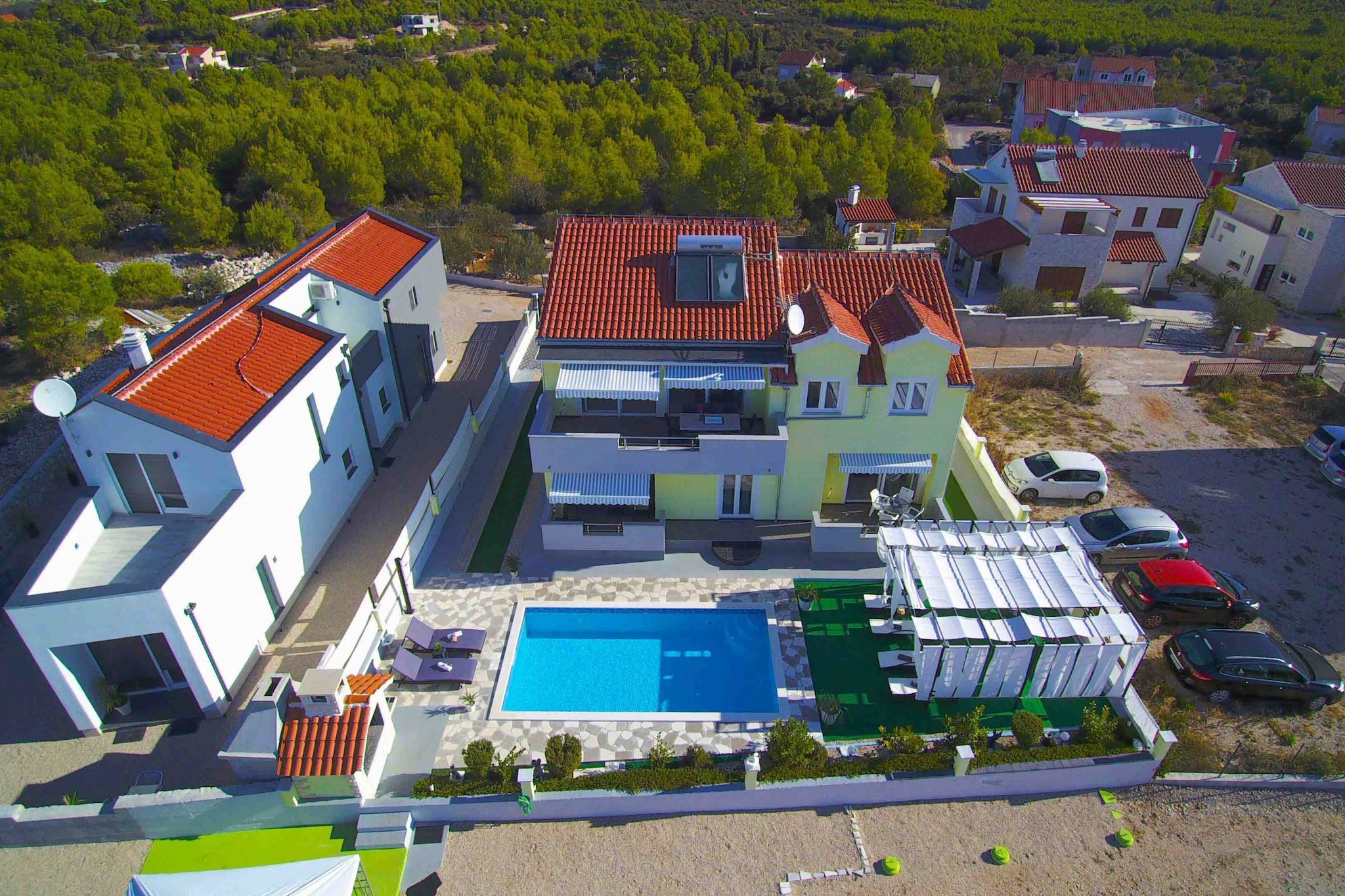Sea view Villa Brodarica-Außenbereich Sommer