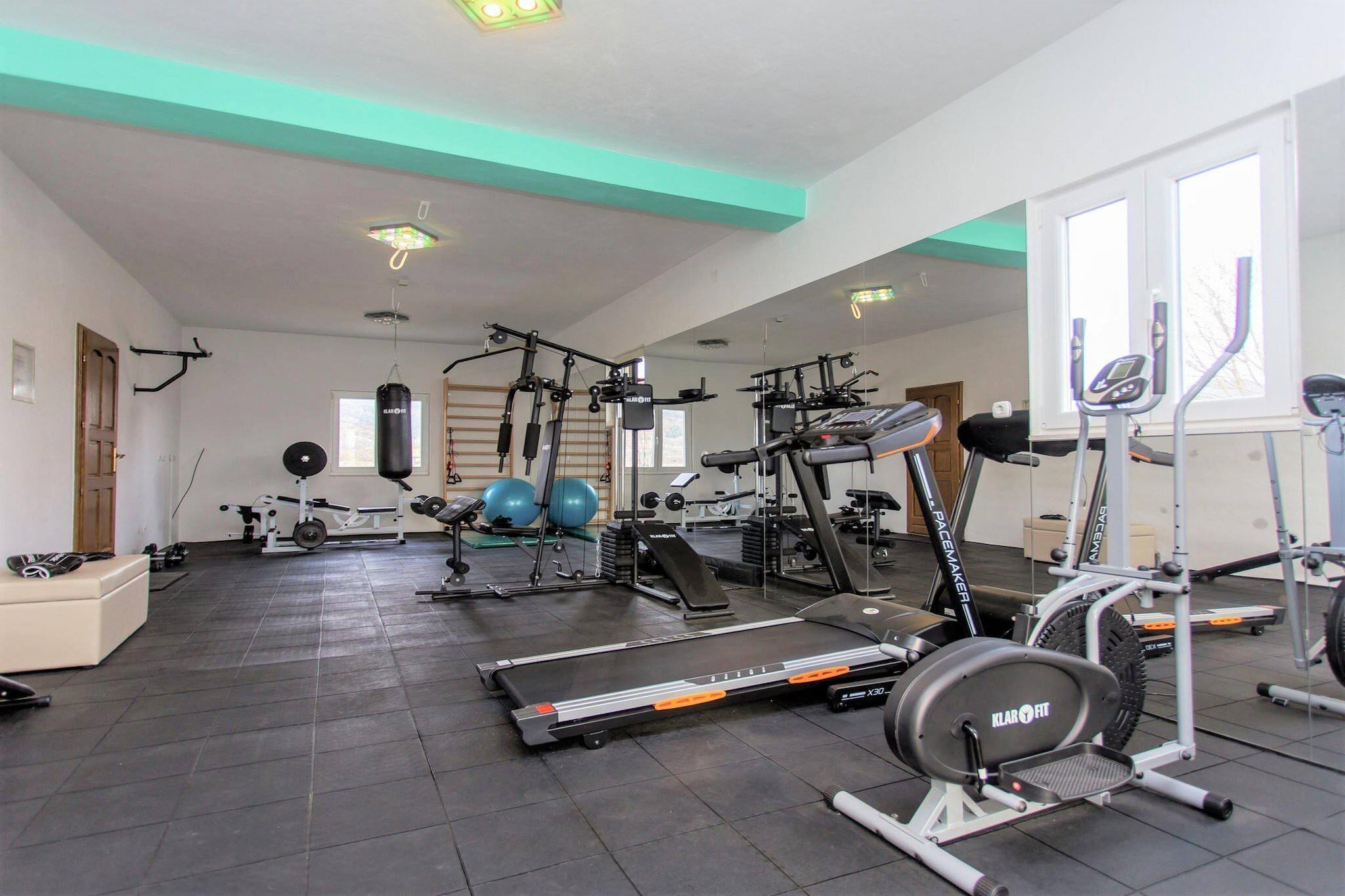 Sport & Spa Villa Neoric-Fitnessraum