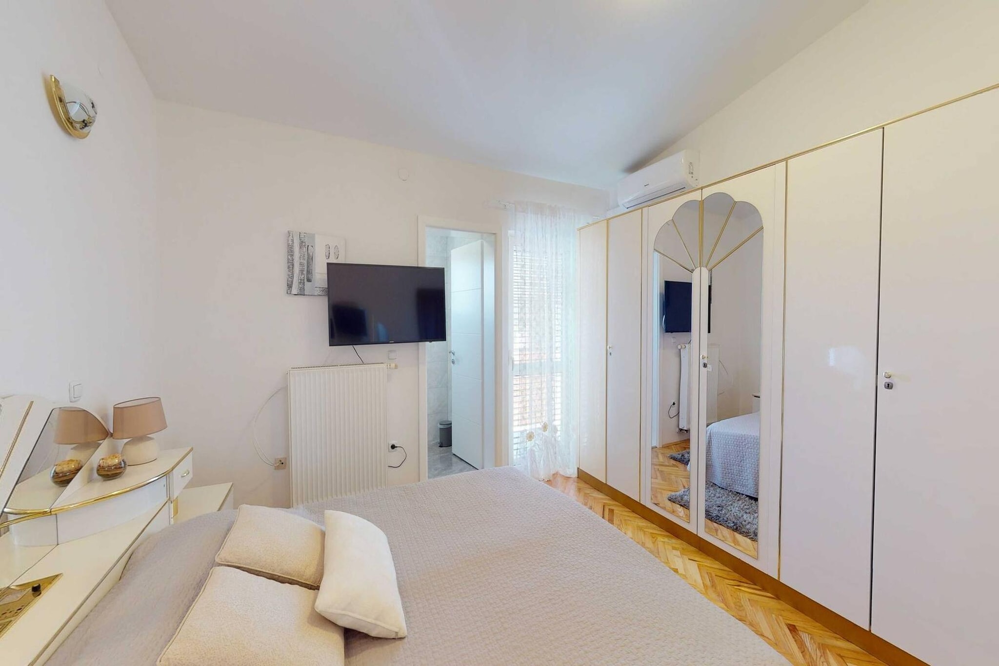Sport & Spa Villa Neoric-Schlafzimmer