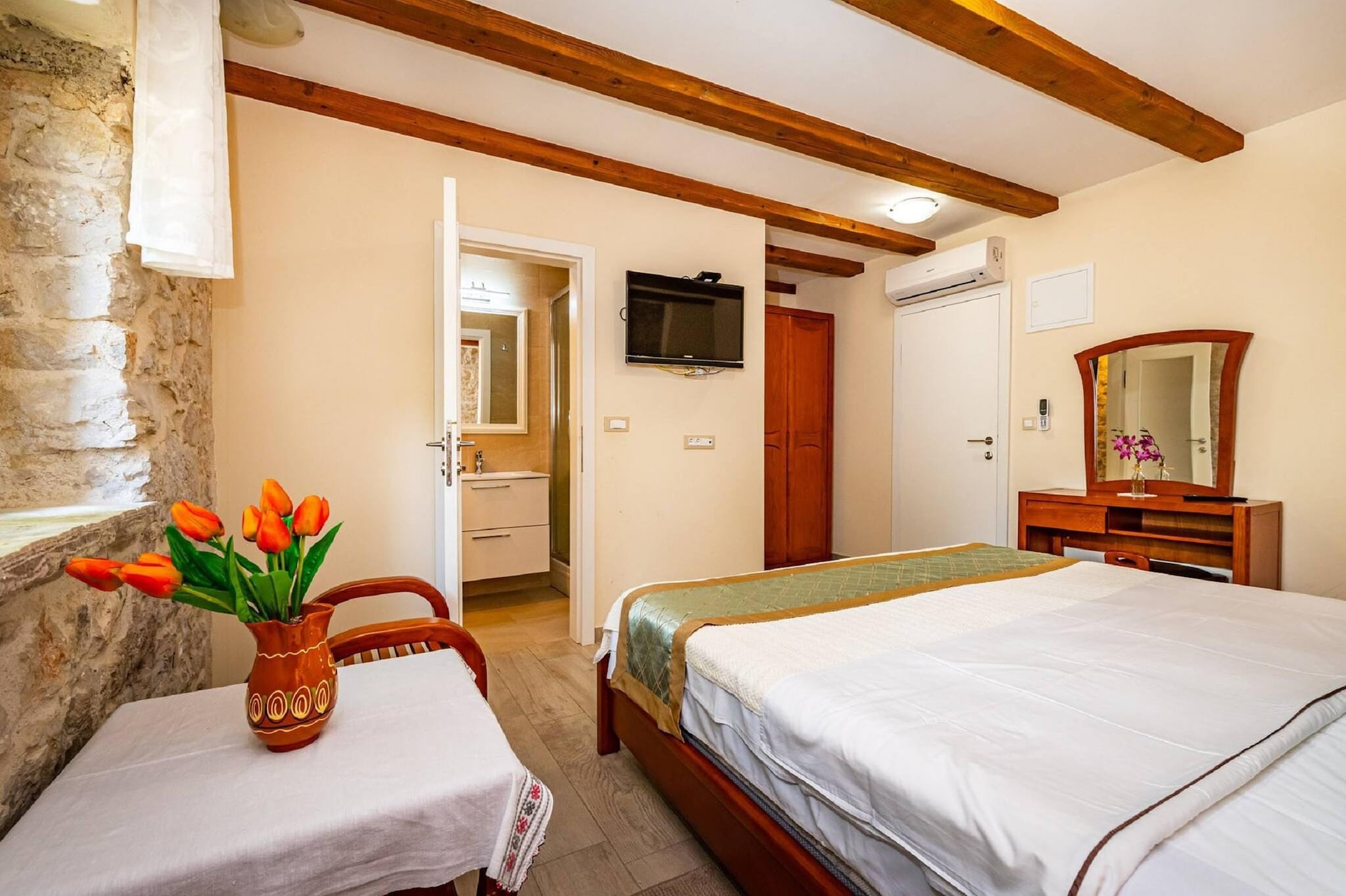 Authentic Villa Zvonko-Chambre