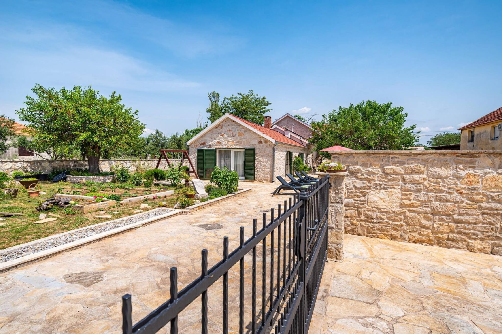 Authentic Villa Zvonko-Zones été à 1 km