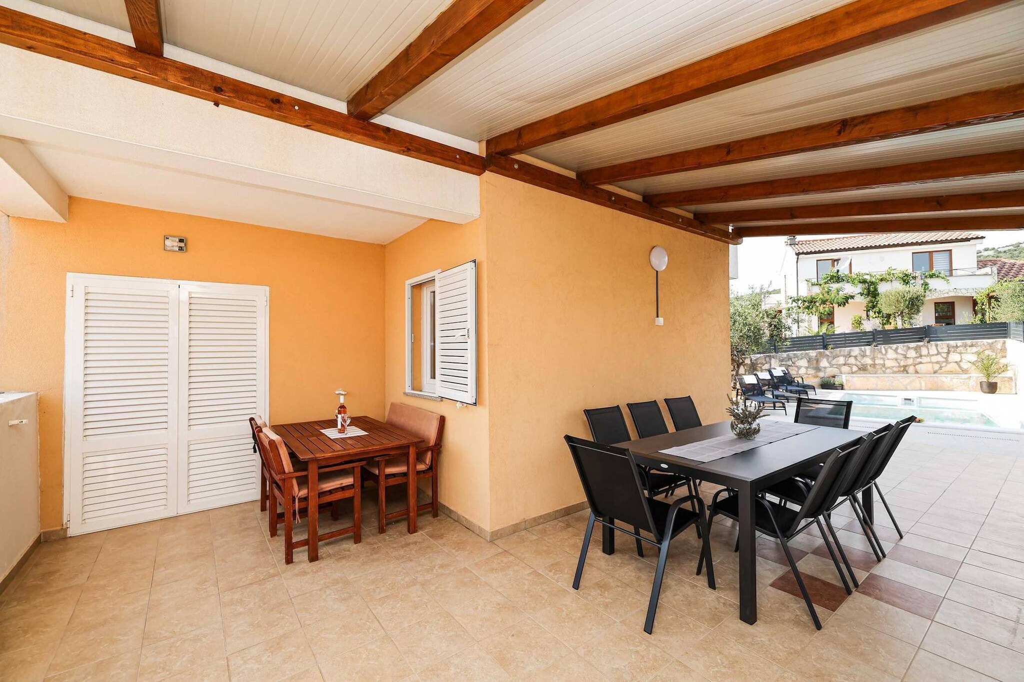 Holiday home Nekic-Salle à manger