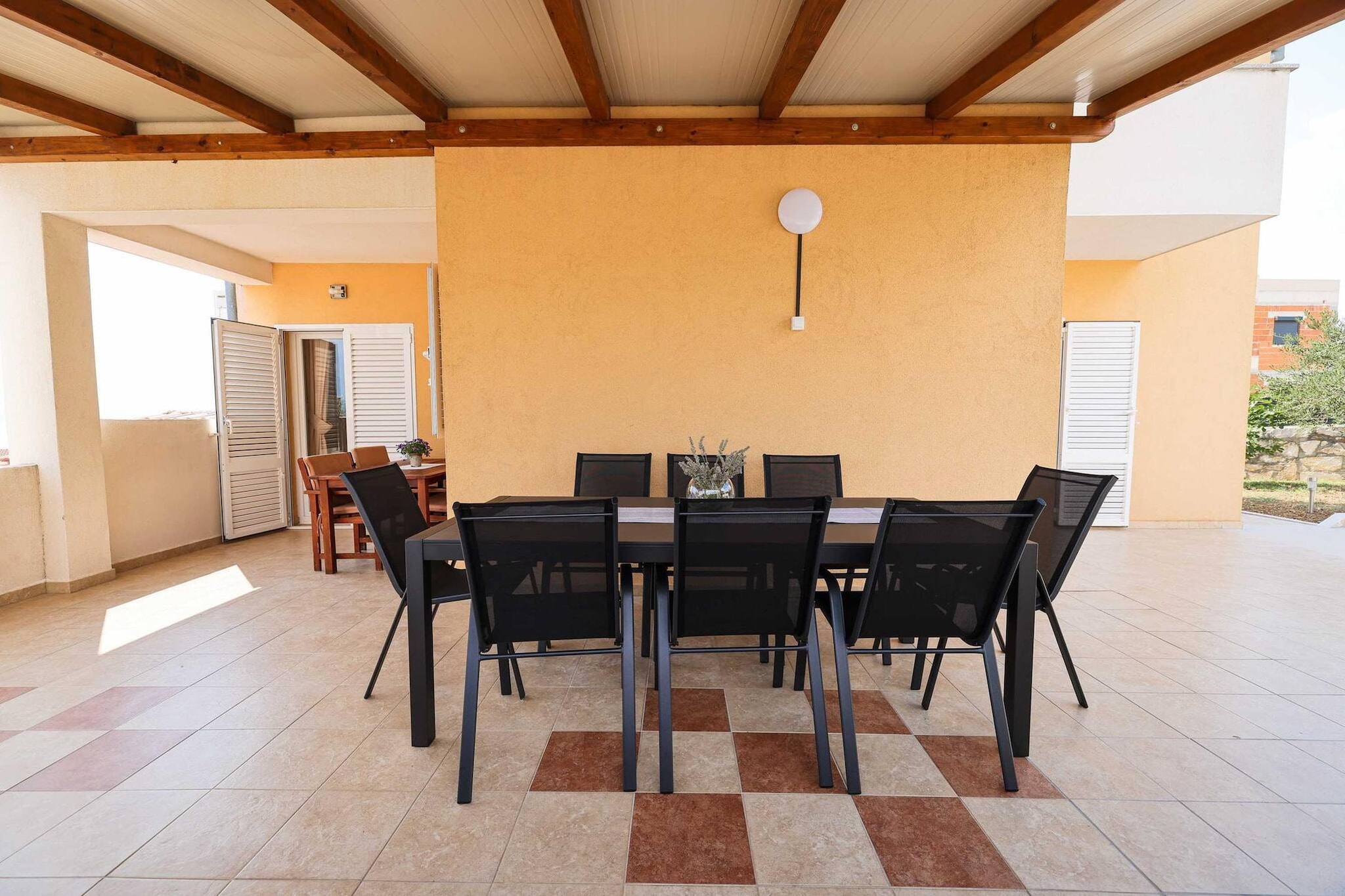 Holiday home Nekic-Salle à manger