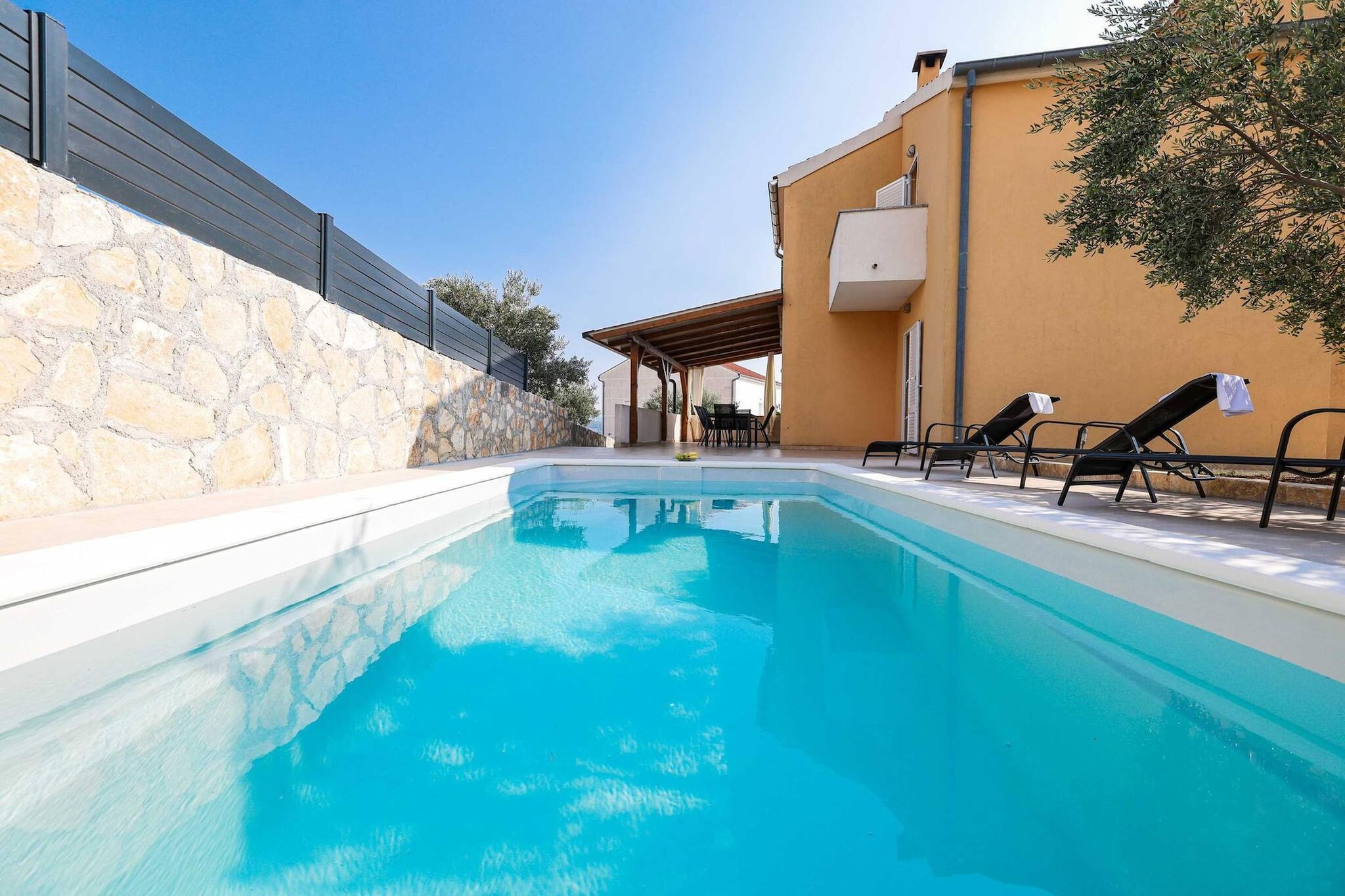 Holiday home Nekic-Piscine