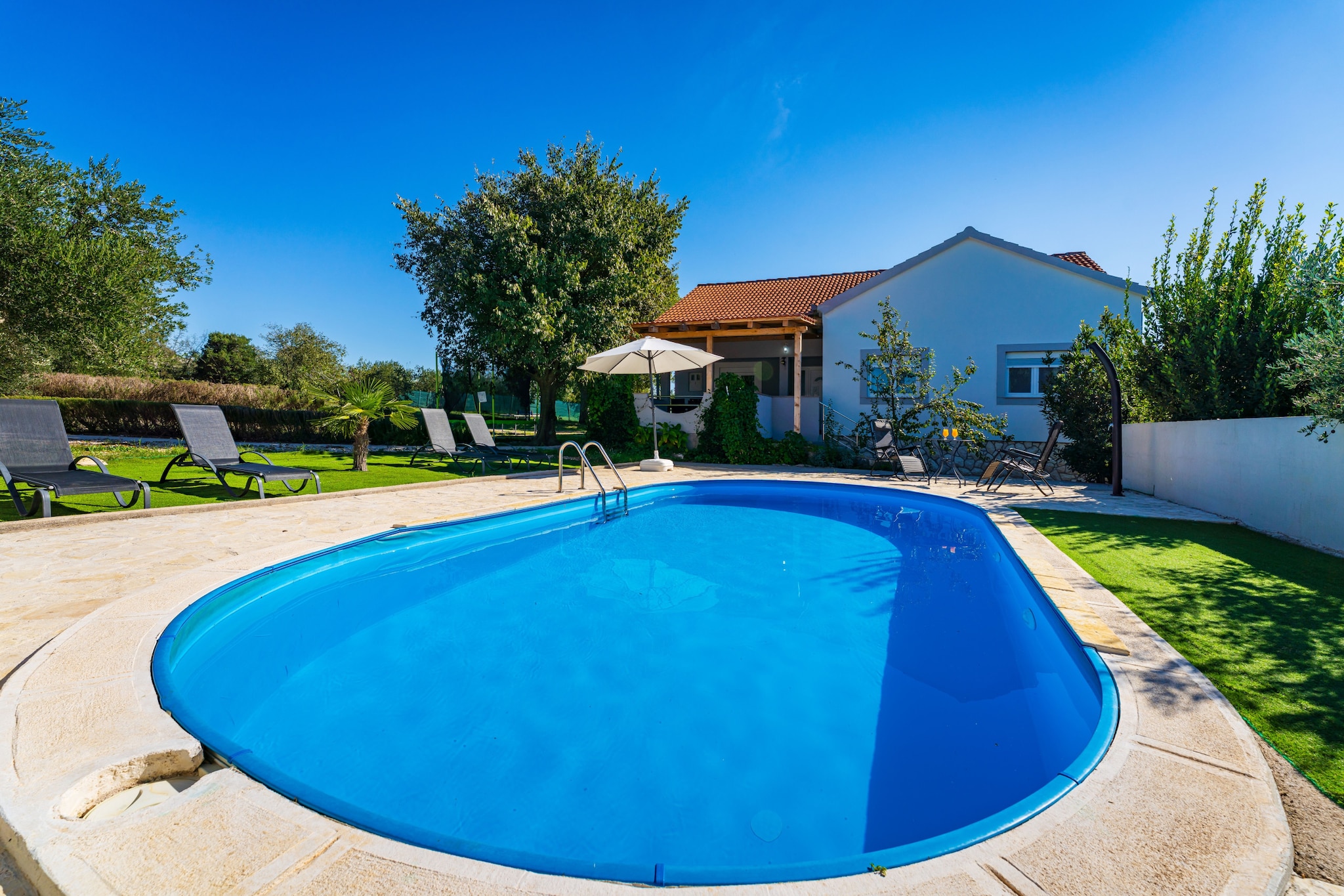 Holiday home Emily-Extérieur été