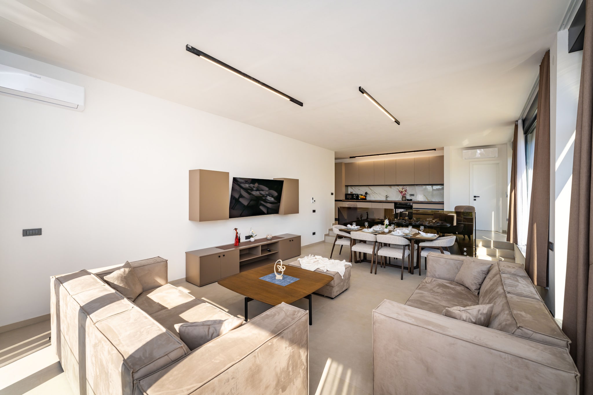 Sea view Villa Senti-Woonkamer