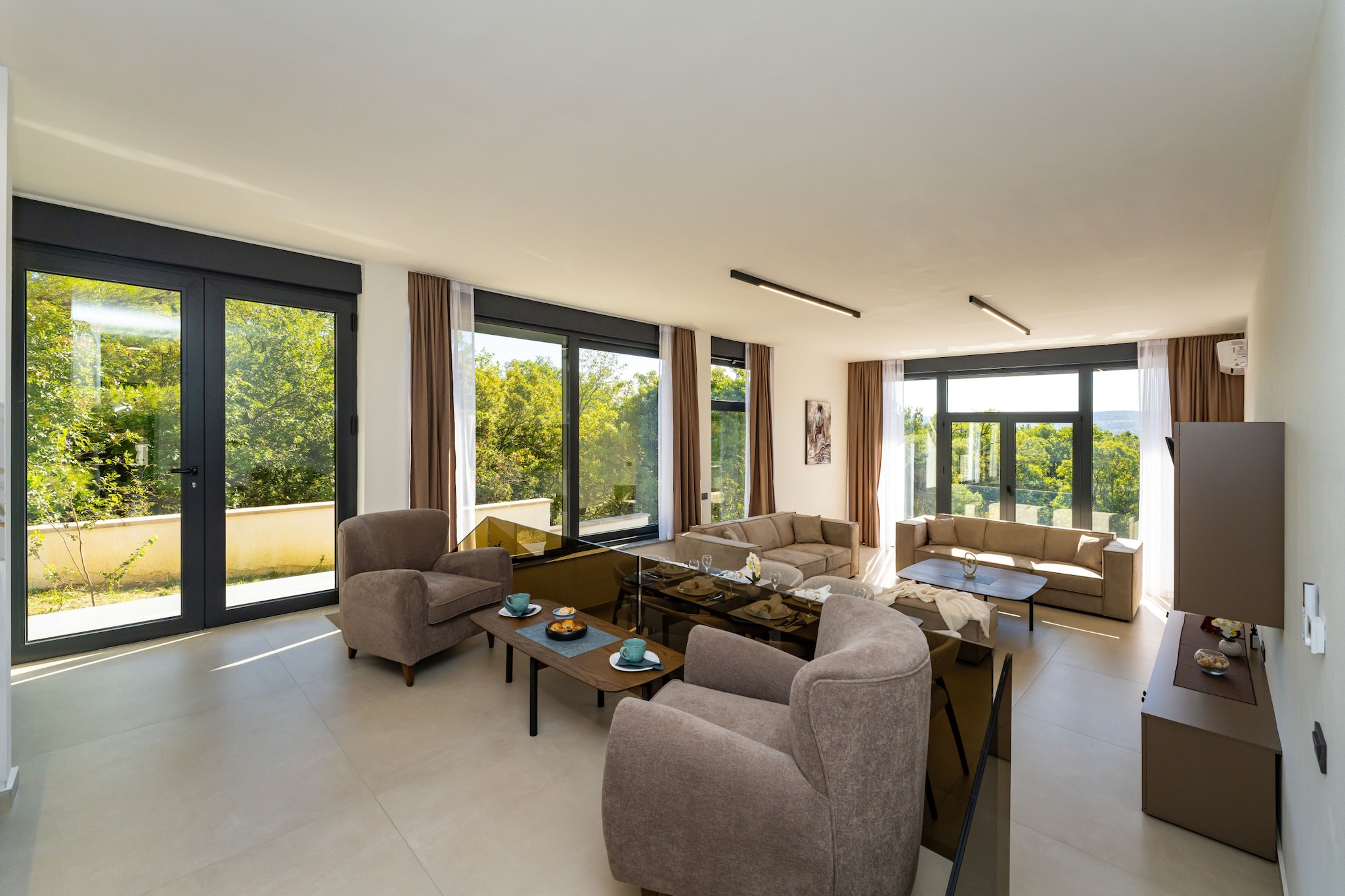 Sea view Villa Senti-Woonkamer