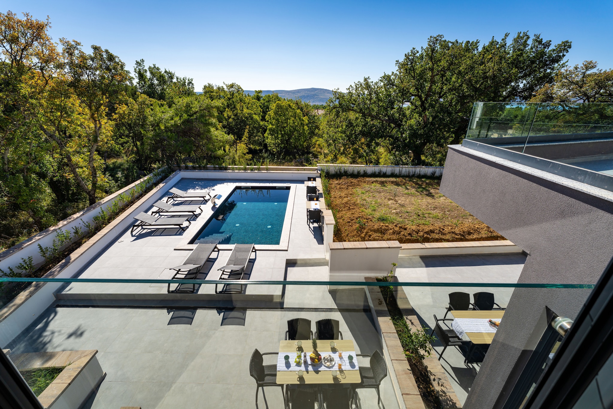 Sea view Villa Senti-Uitzicht zomer