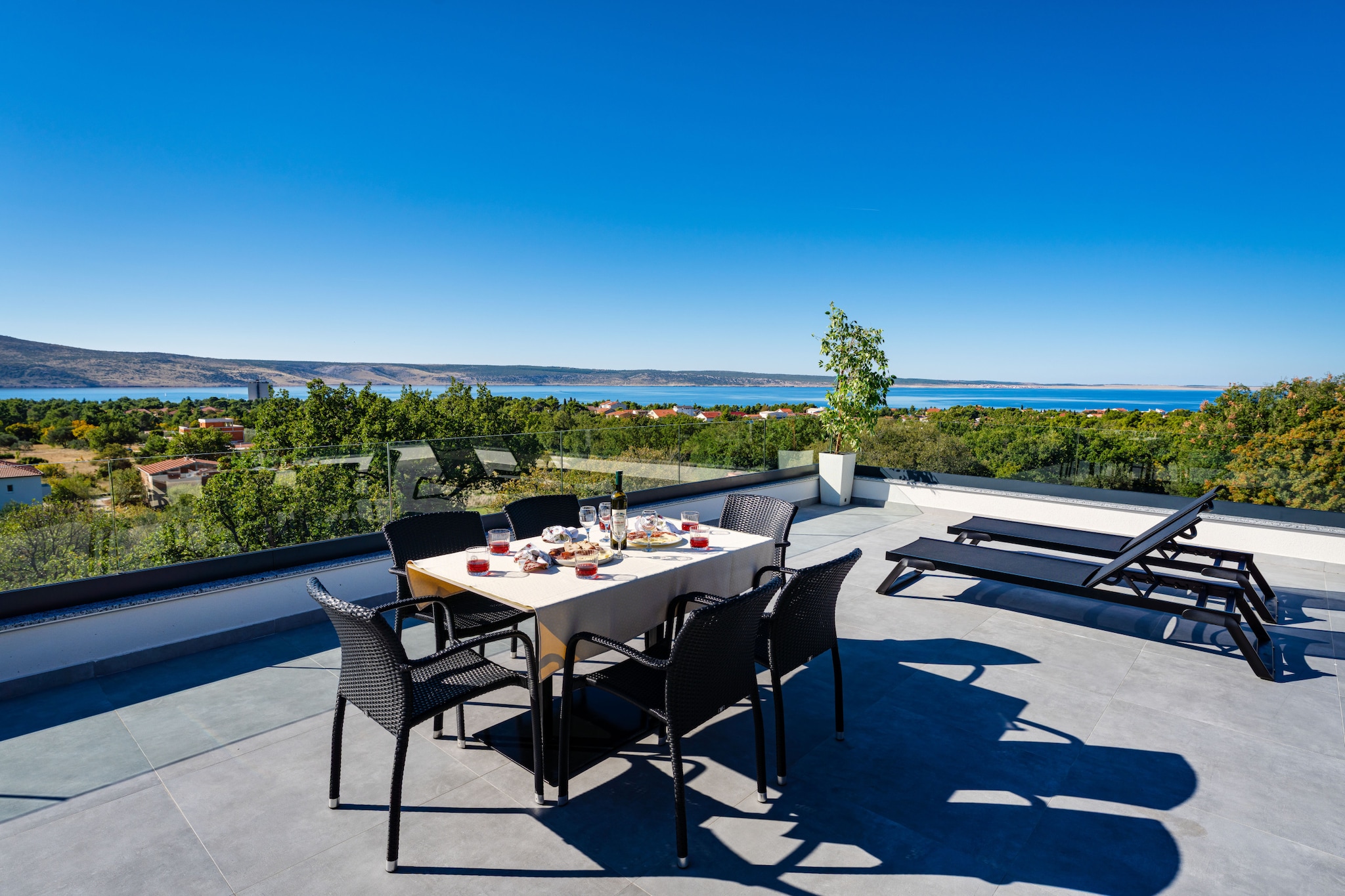 Sea view Villa Senti-Terrasbalkon