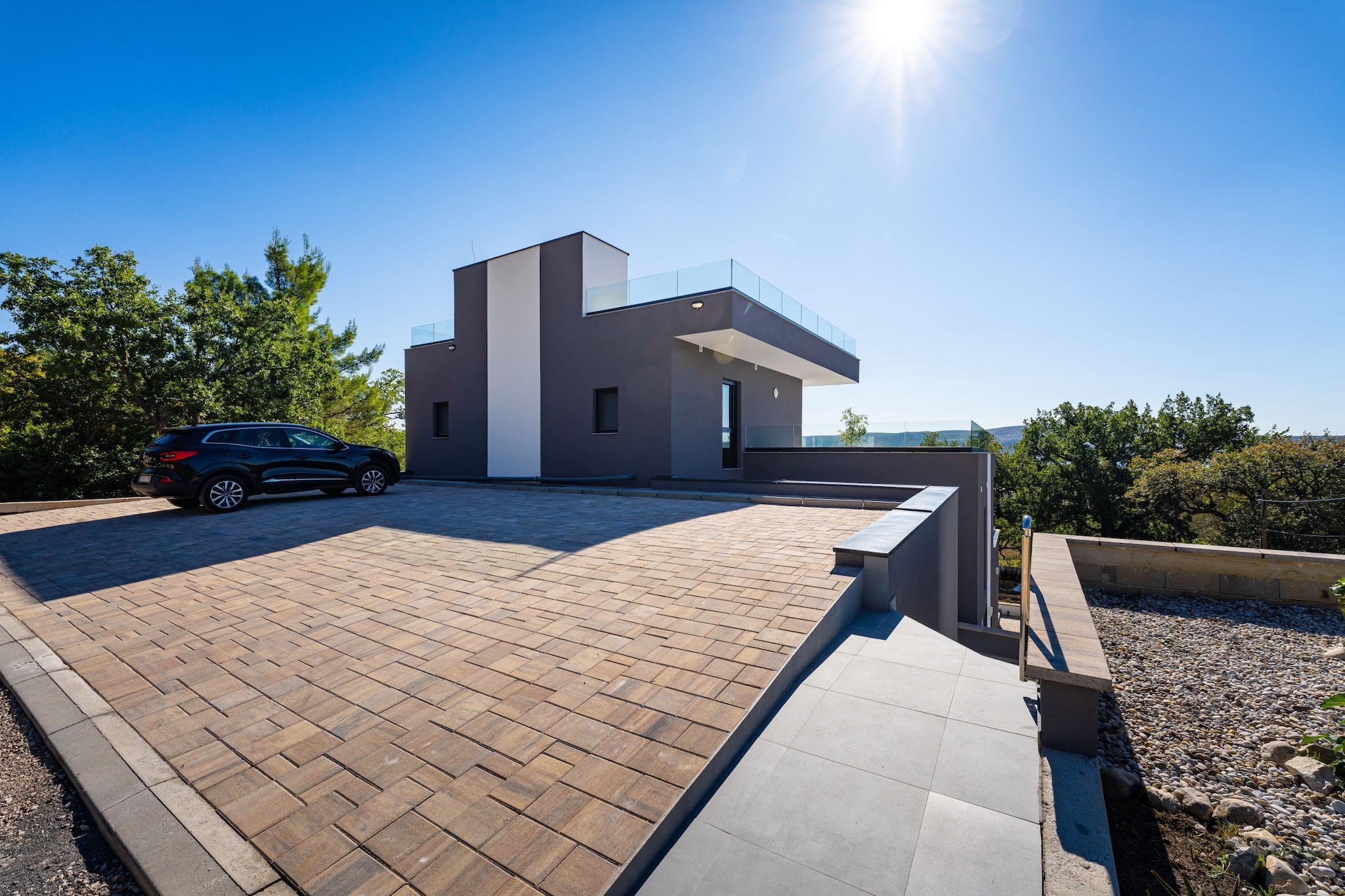 Sea view Villa Senti-Buitenkant zomer