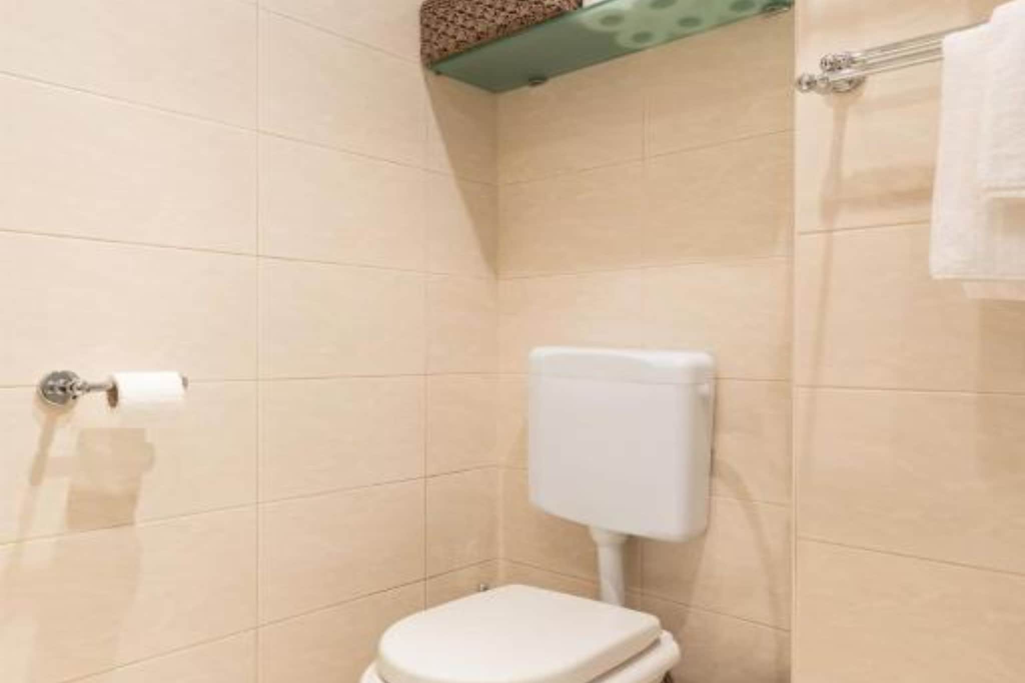 Zagreb Centre Luxury Penthouse, 5th Element - Two Bedroom Penthouse-Salle de bain