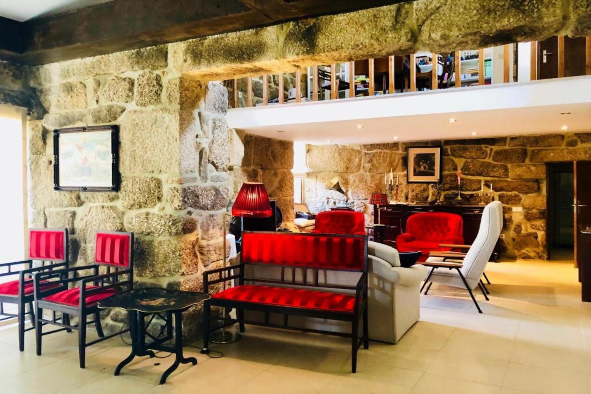 Spacious country house in Penafiel