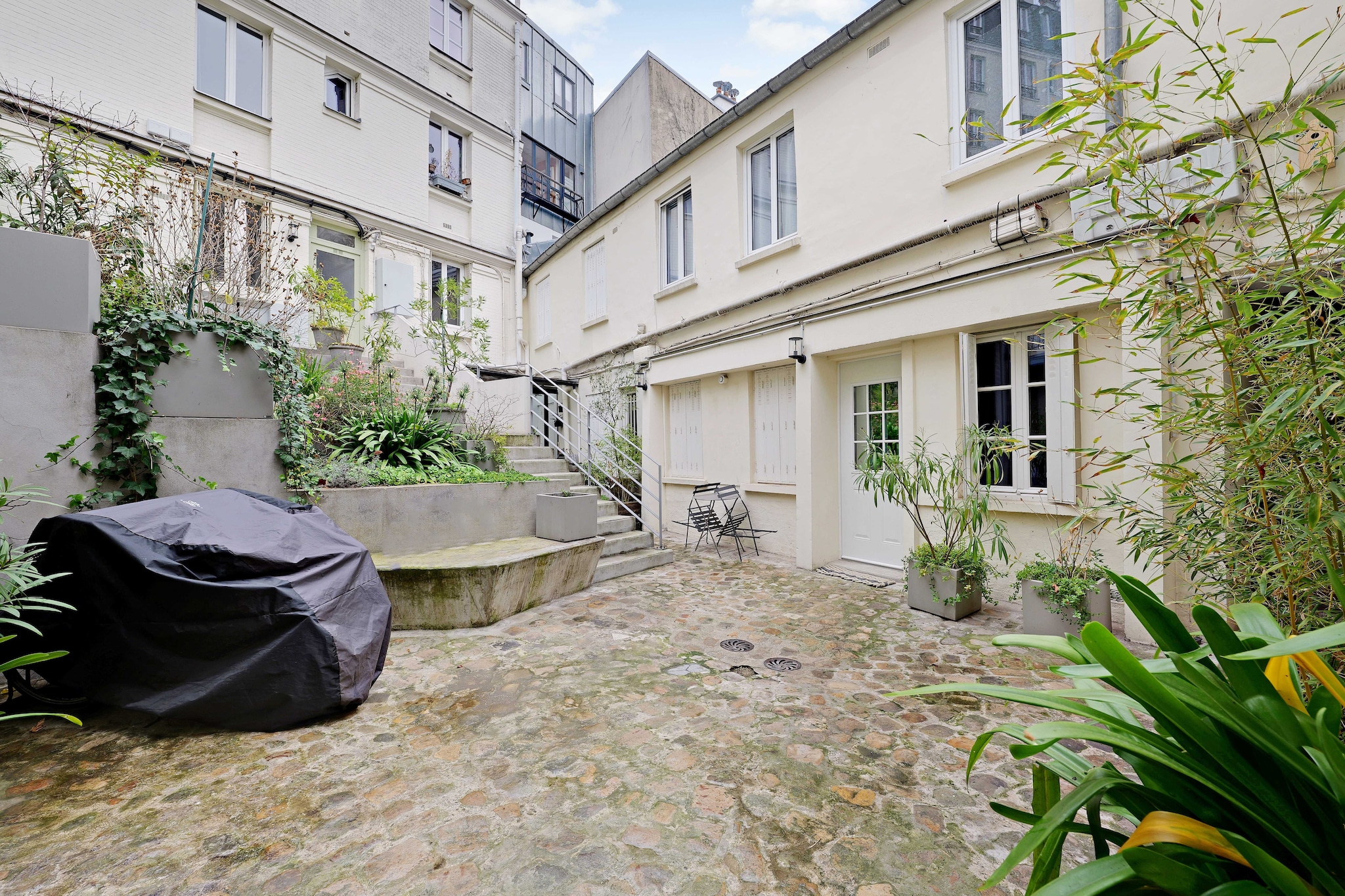 EM-13-MULLER-Untagged