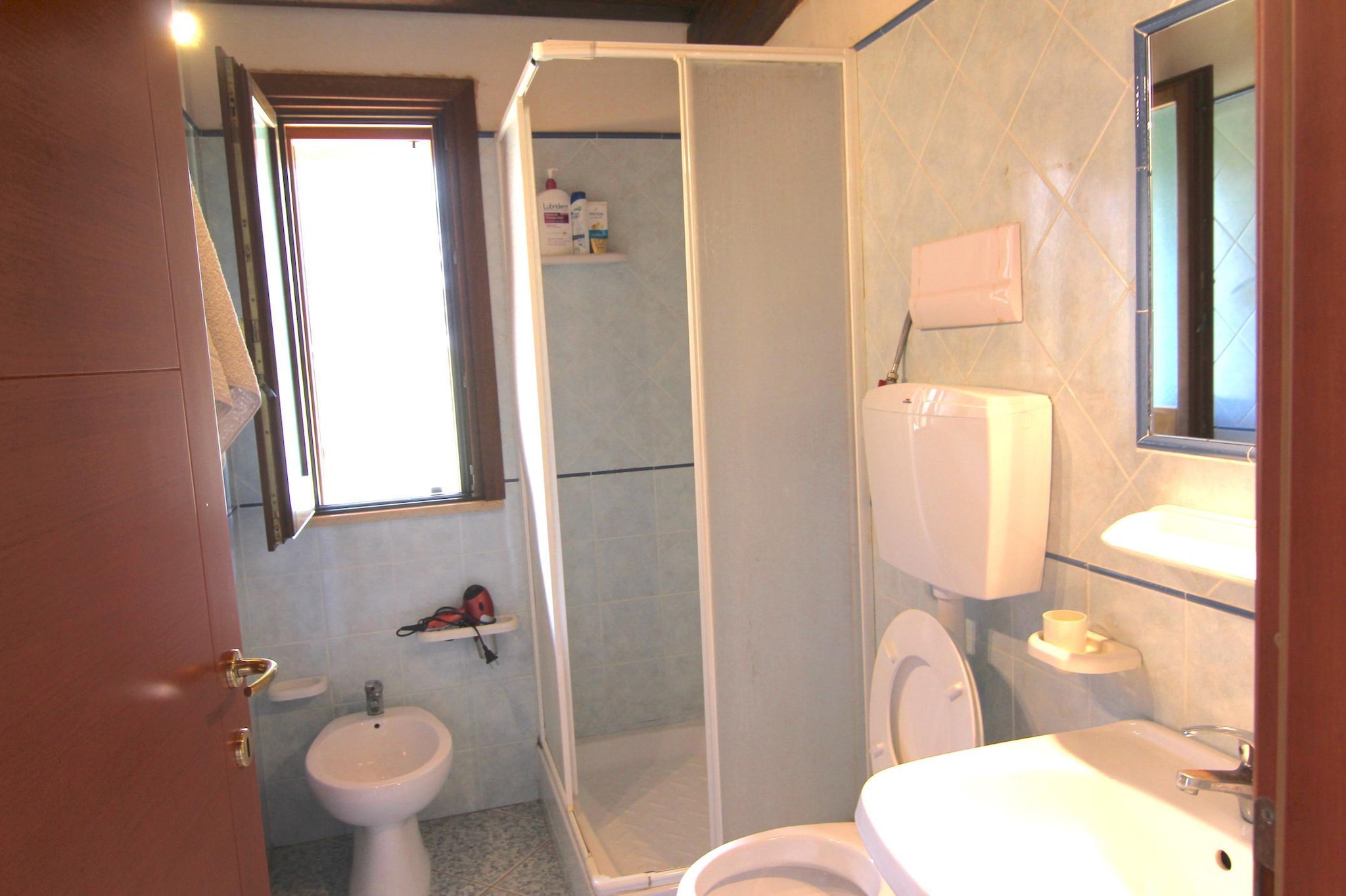 SAPPHIRE HOME-Badezimmer