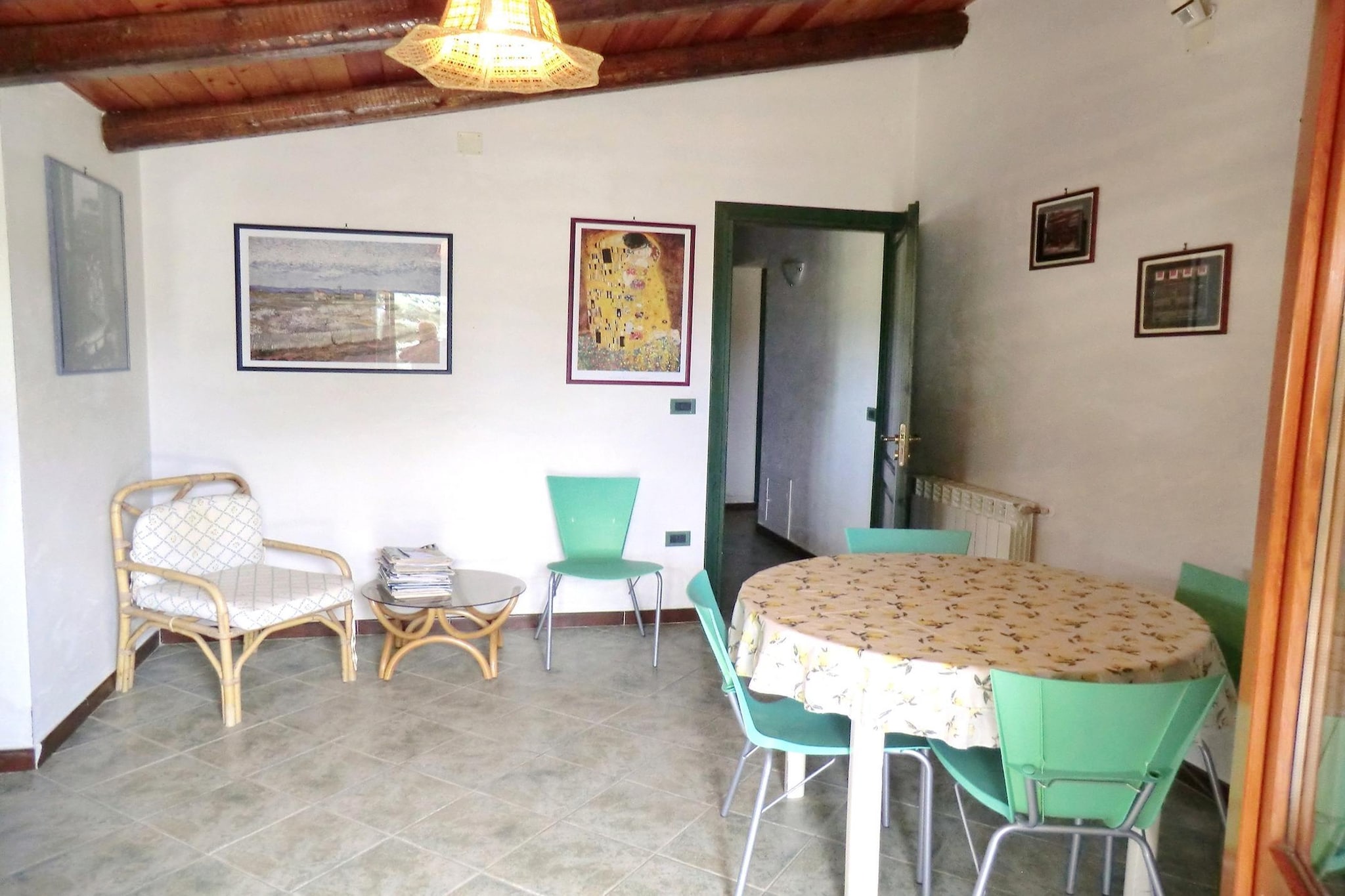 EMERALD HOME-Esszimmer