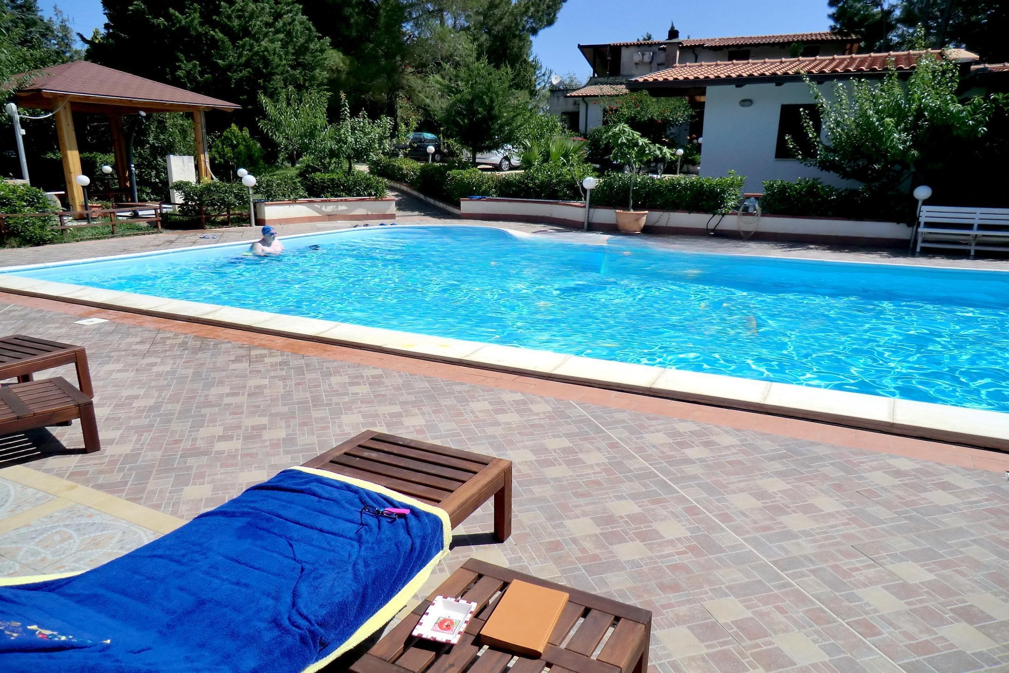 SWEET HOME-Schwimmbad