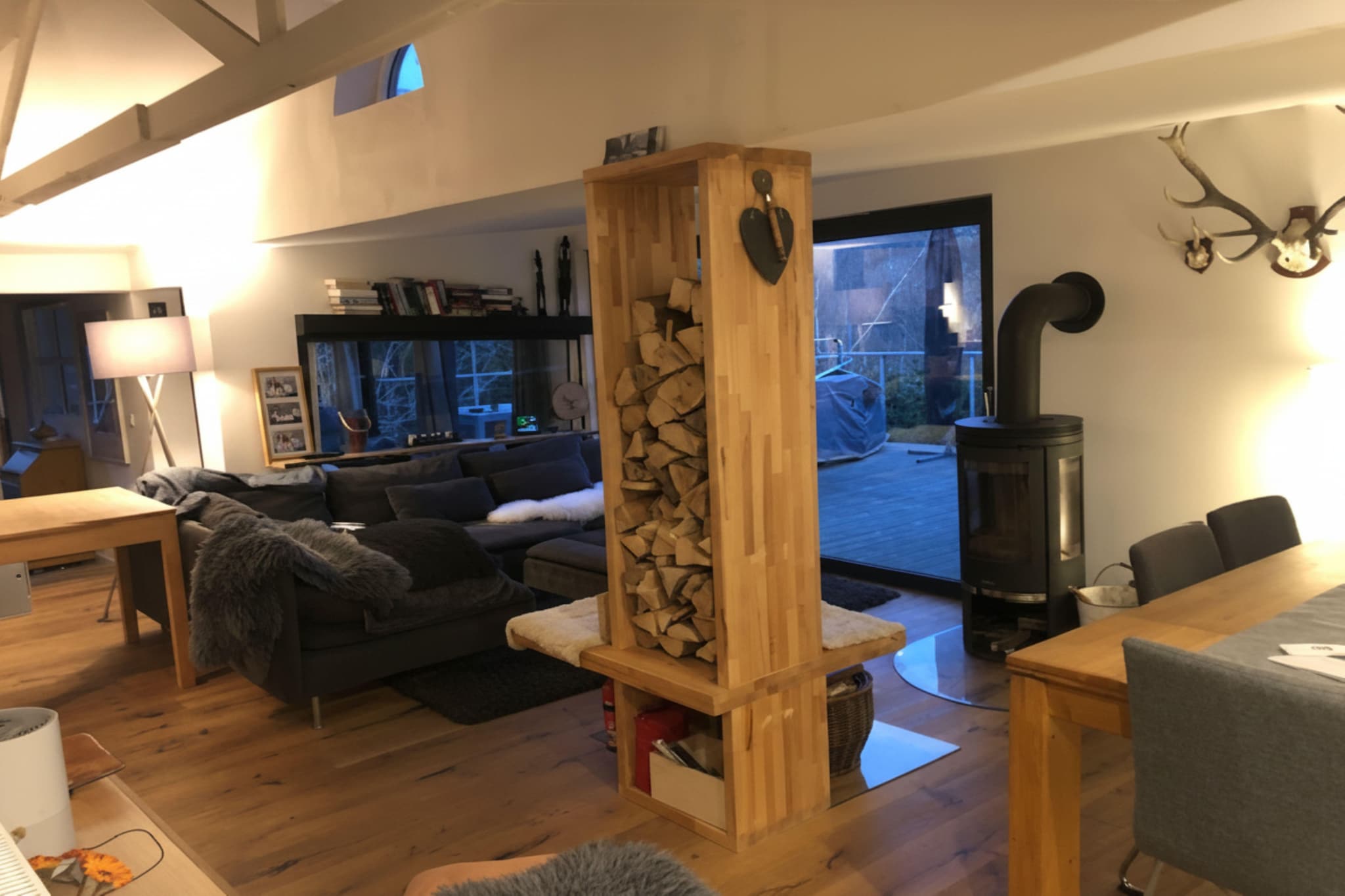 Modernes FERIENHAUS ALLRODE mit Wellness - Woonkamer