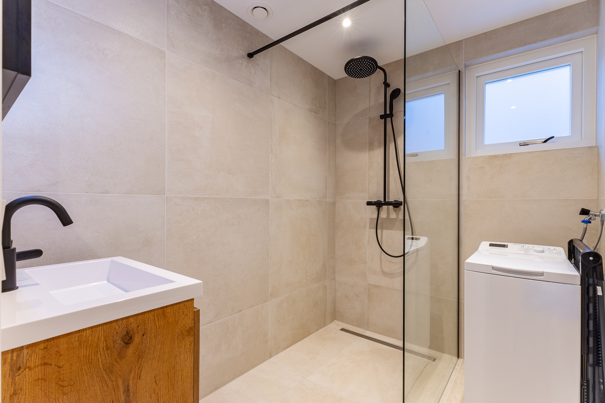 Holiday home - Schoolstraat 6a | Vrouwenpolder-Badkamer