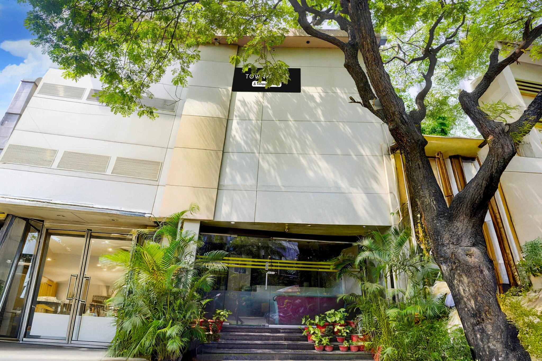 Super Townhouse Andheri Sakinaka Metro