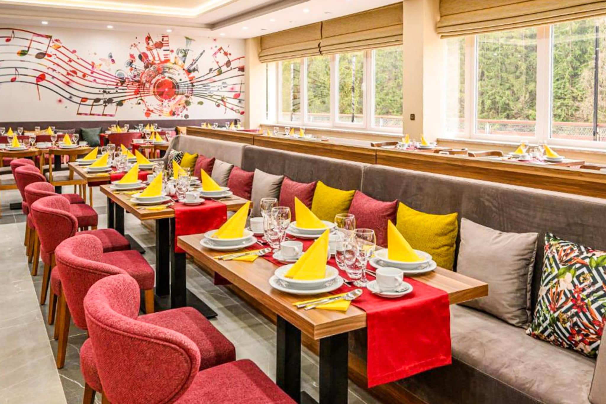 Schwarzbachtal - Double room Forest and Mountain View With balcony-Esszimmer