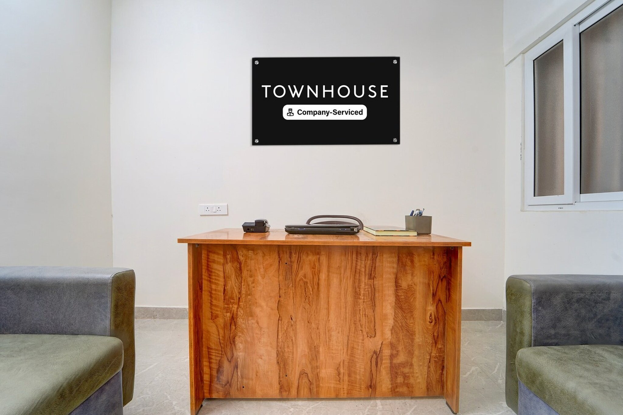 Ground floor: (bedroom(double bed, TV, seating area, air conditioning, telephone), bathroom(bathtub or shower, washbasin, toilet, Towels incl., shampoo, body soap, hot water), lift)