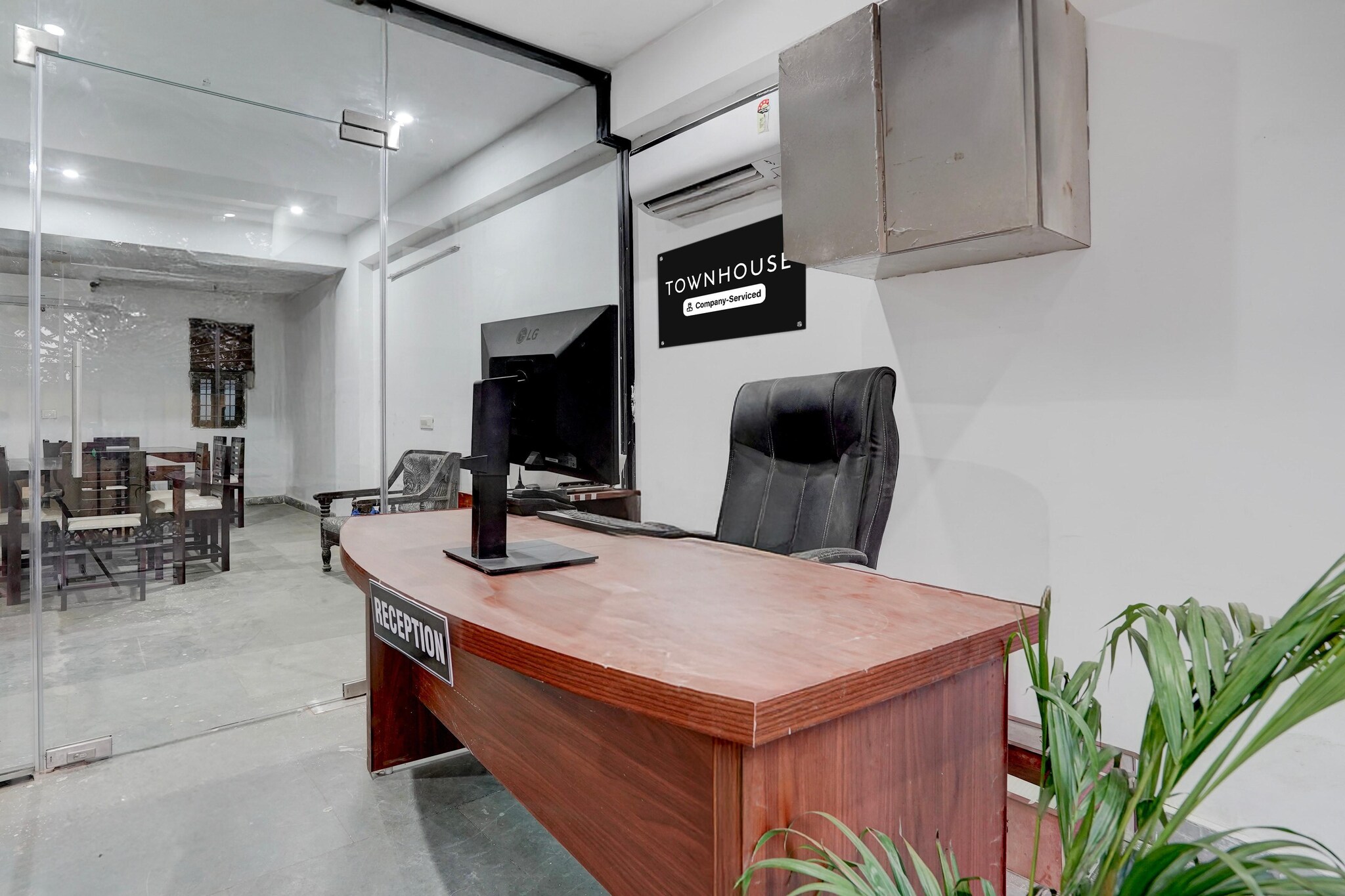 Townhouse Sector 46 Huda Market