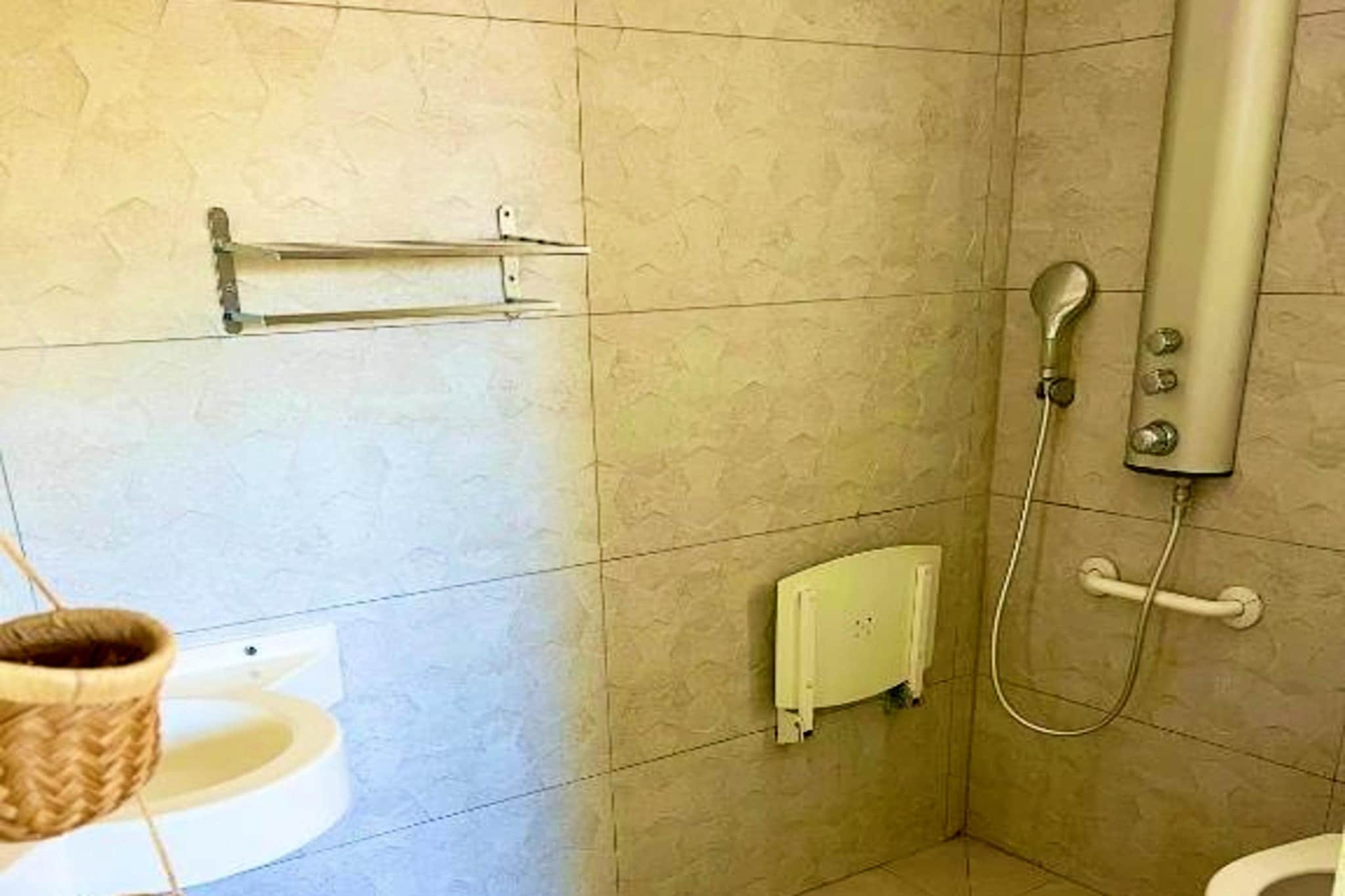 Cap Vanisa/Appartement 2 Chambres-Badkamer