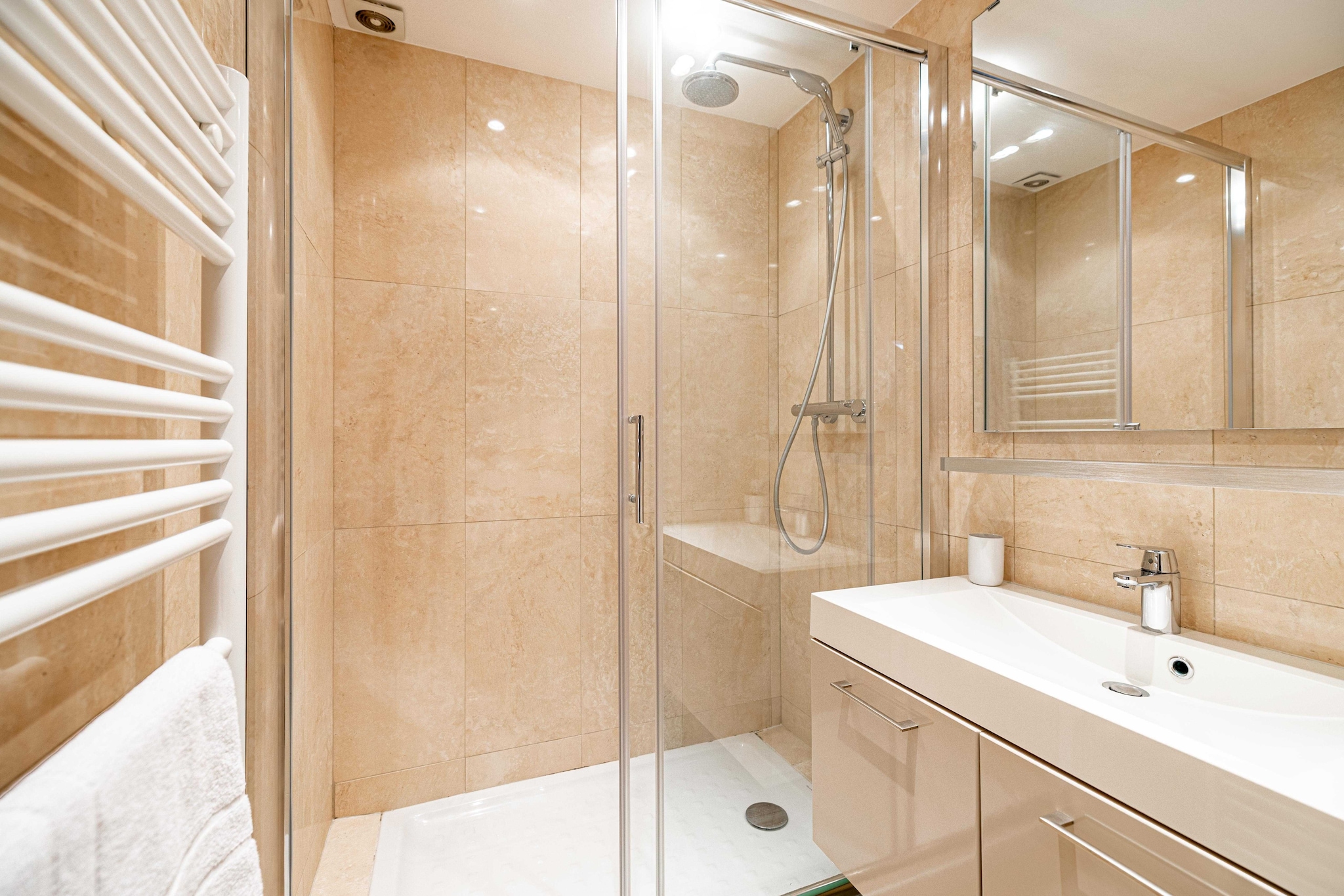 YC-4-PASTEUR-Nicht zugeordnet