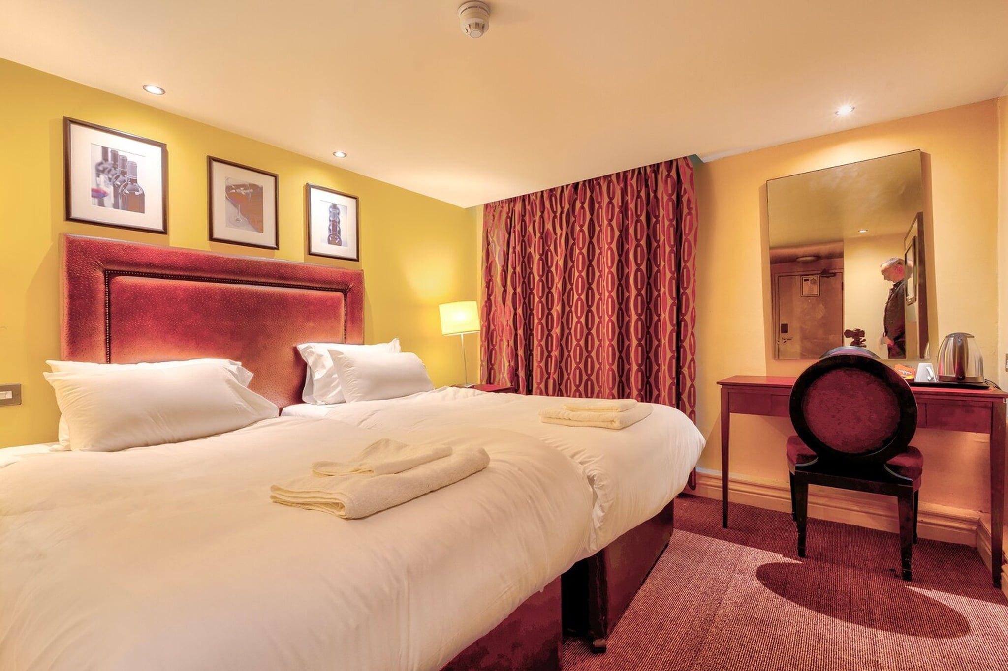 Deluxe Double Room - Schlafzimmer