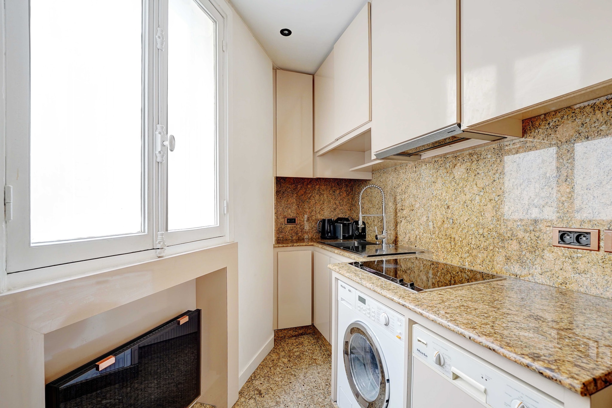 RA-1-LARGILLIERE-M-Non tagué