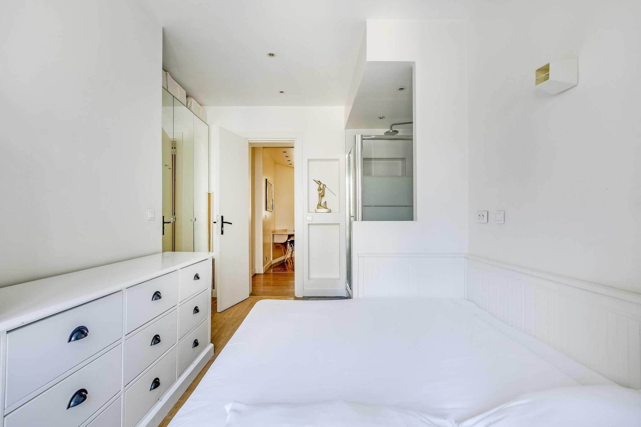 RA-1-LARGILLIERE-M - Schlafzimmer