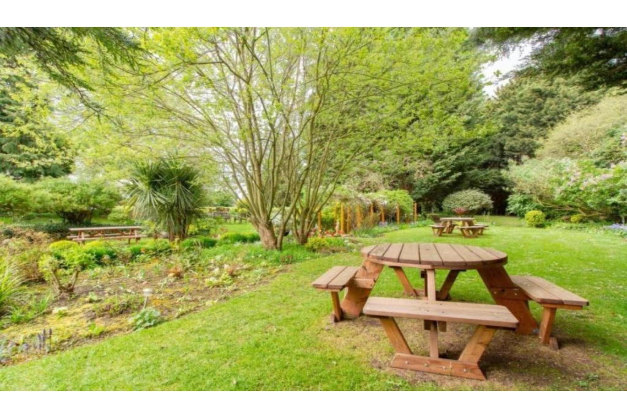 Compact Double Room-Buitenlucht