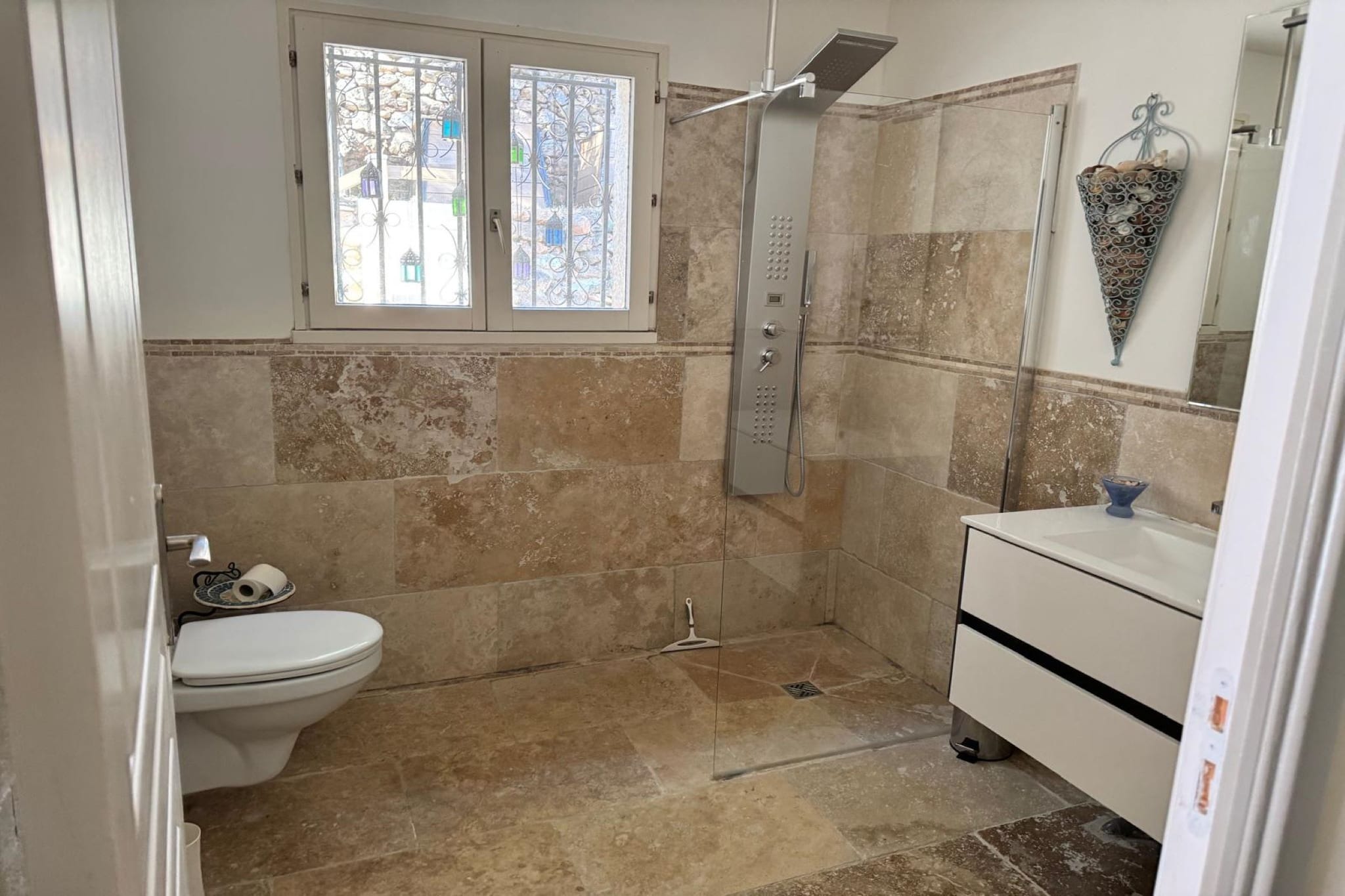 La Rocaille-Badkamer