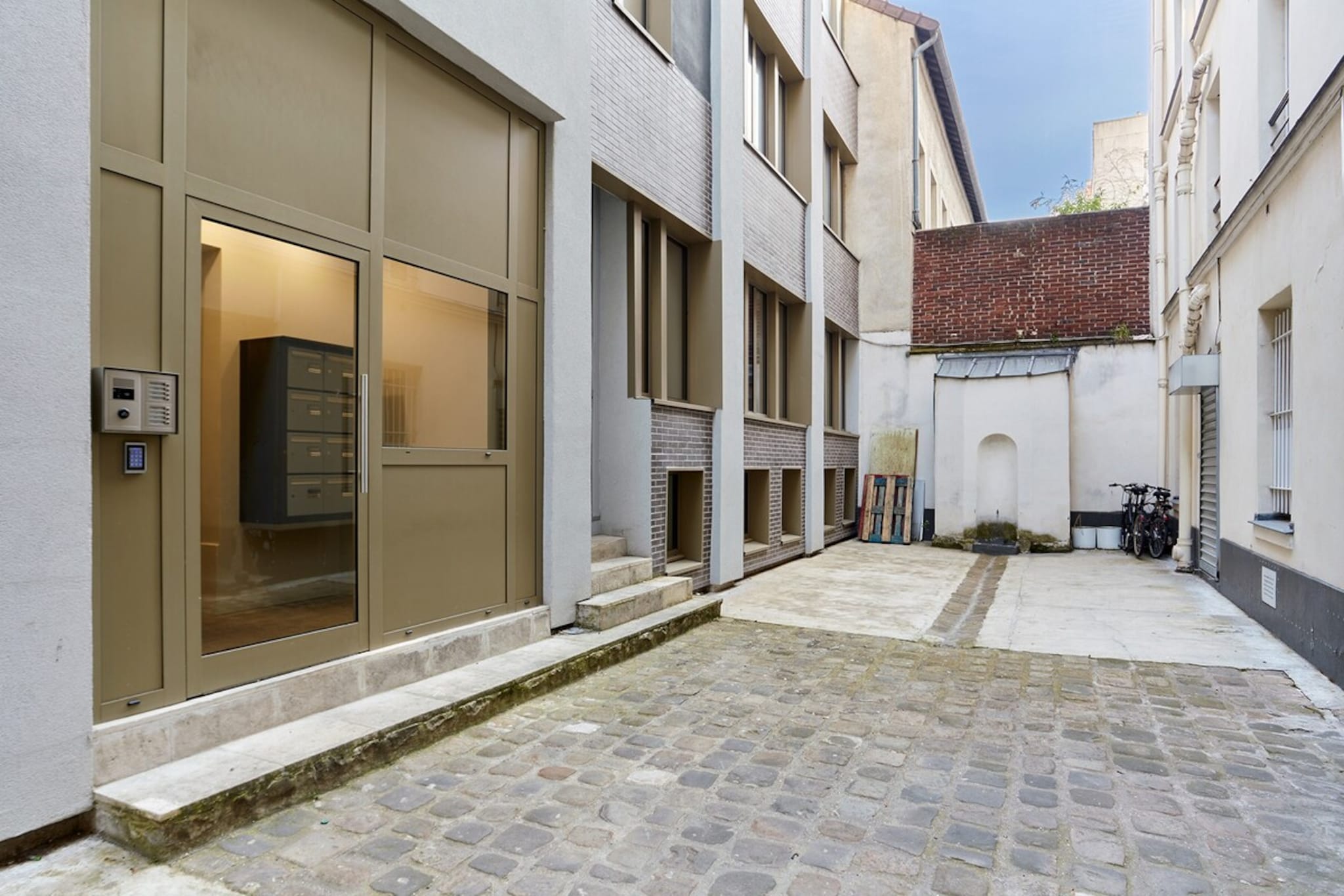 CLAUDE TILIER 19 NEW-Niet-getagd