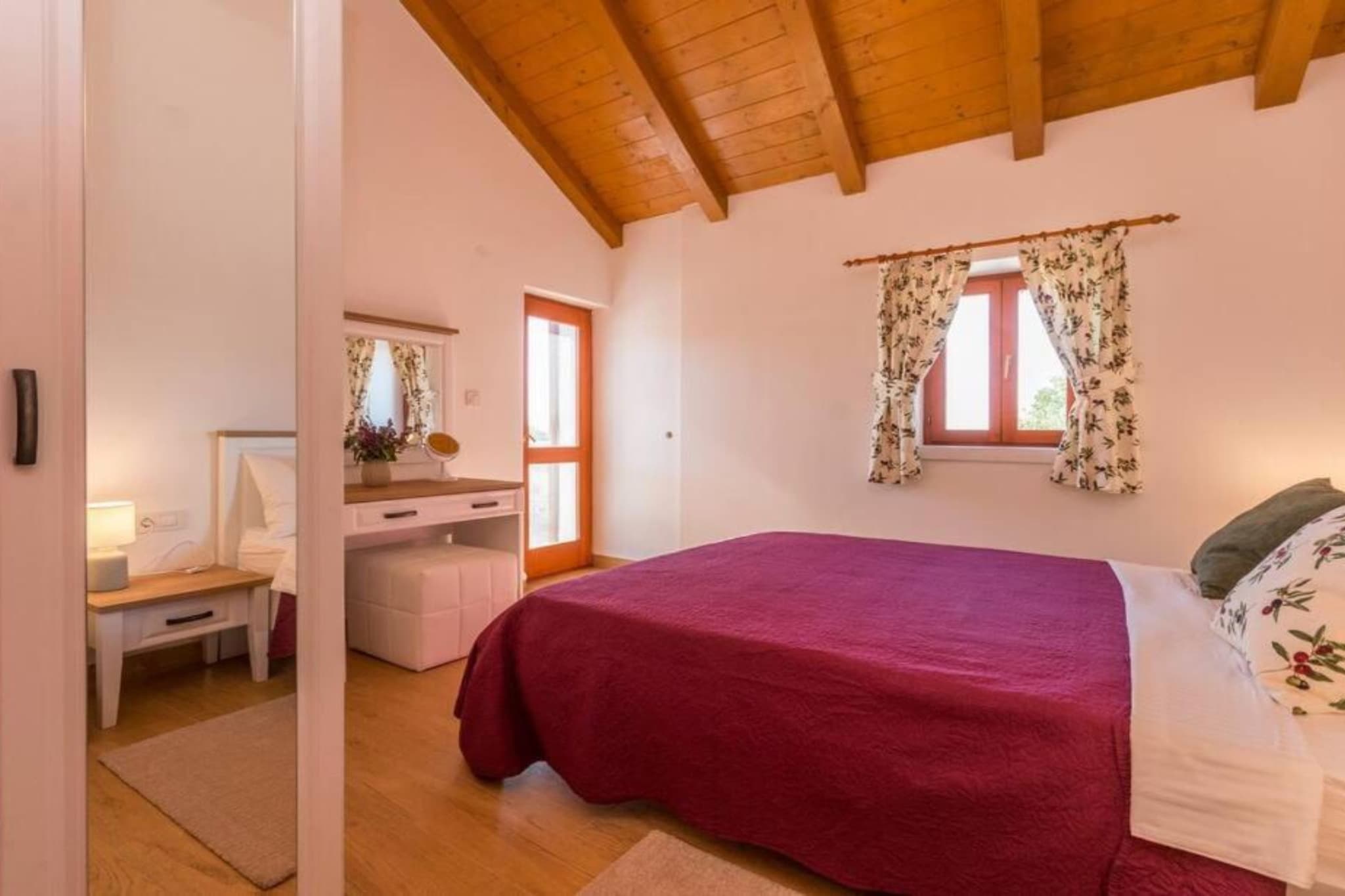 The Grandfather Villa – Heated Pool Retreat-Chambre