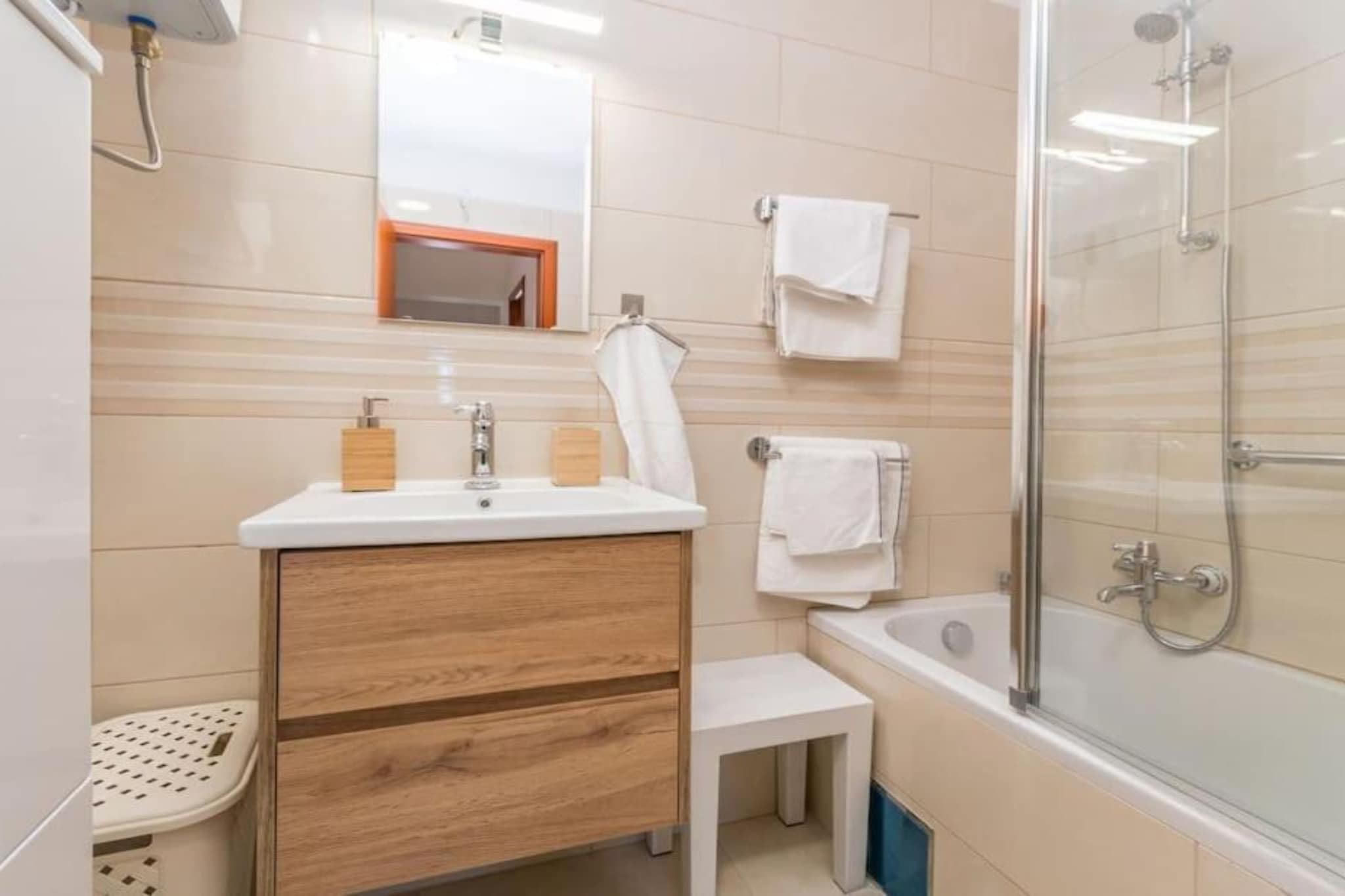 The Grandfather Villa – Heated Pool Retreat-Salle de bain