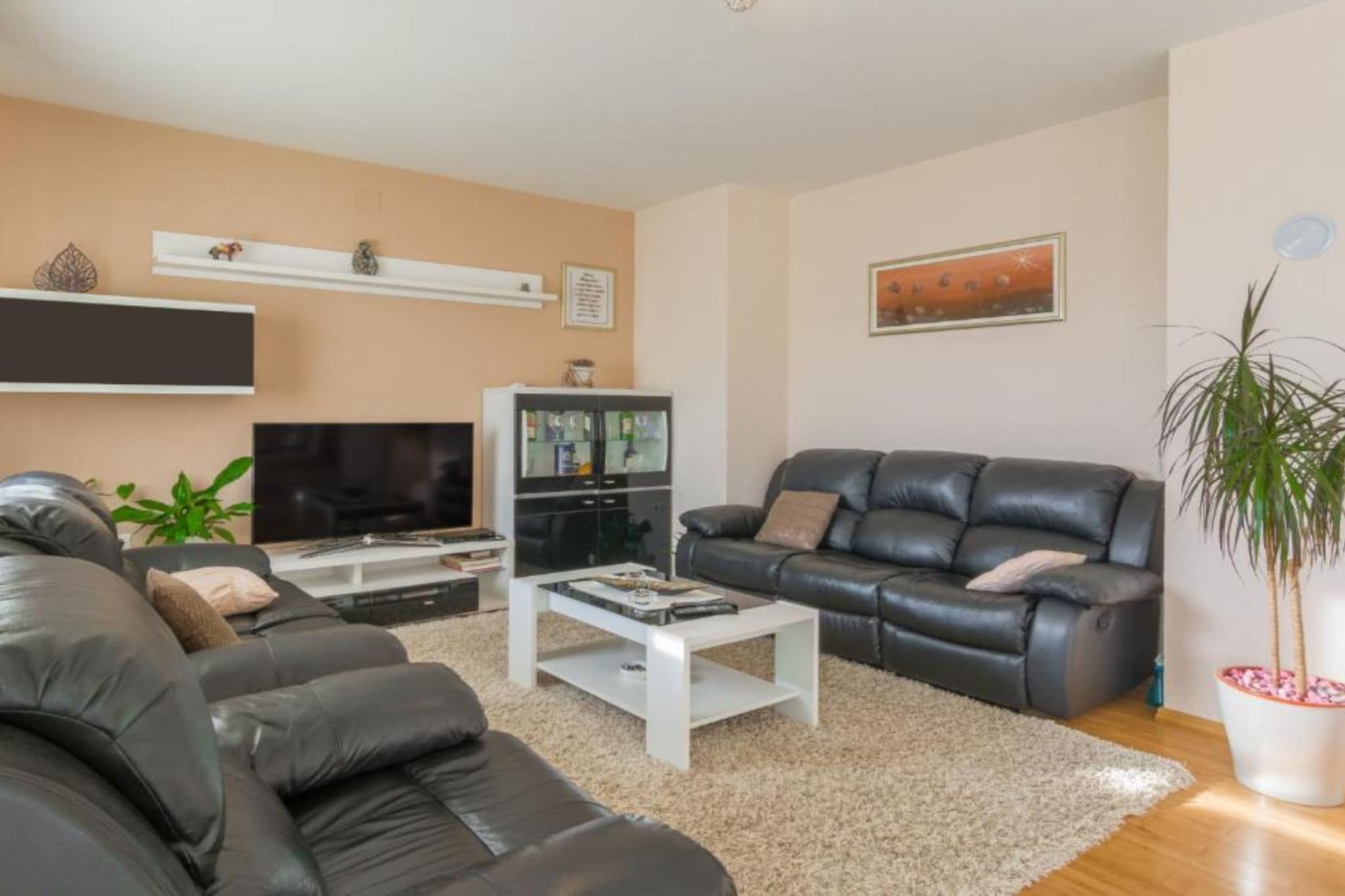 Holiday House BALEN with Swimming Pool - Six Bedroom Holiday House With Pool-Outdoor