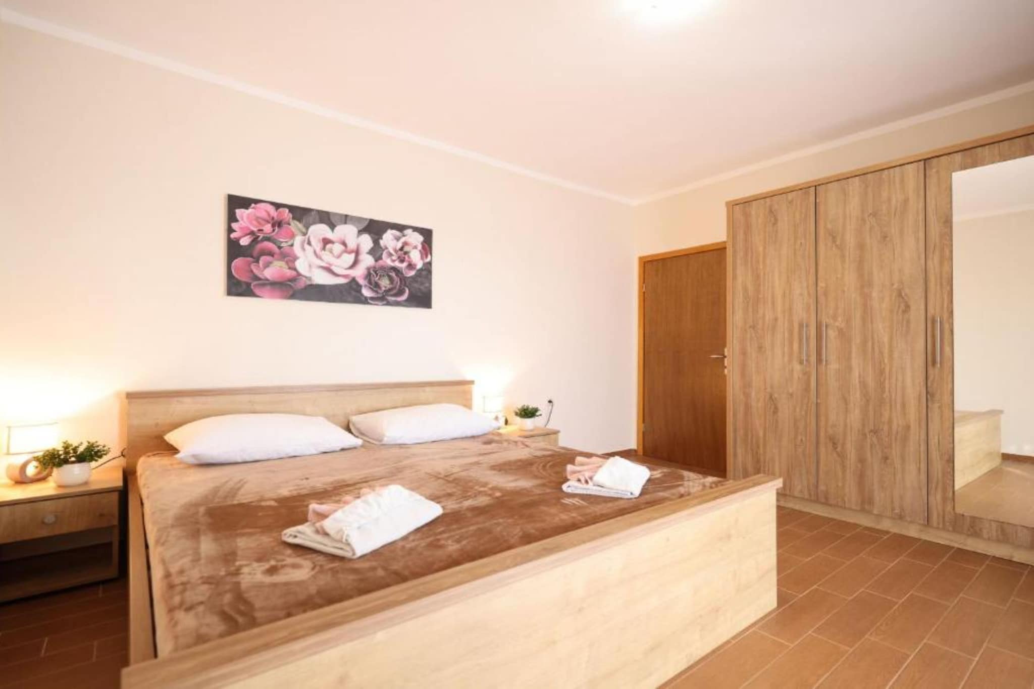 Villa Maja - Three bedroom villa with pool-Schlafzimmer