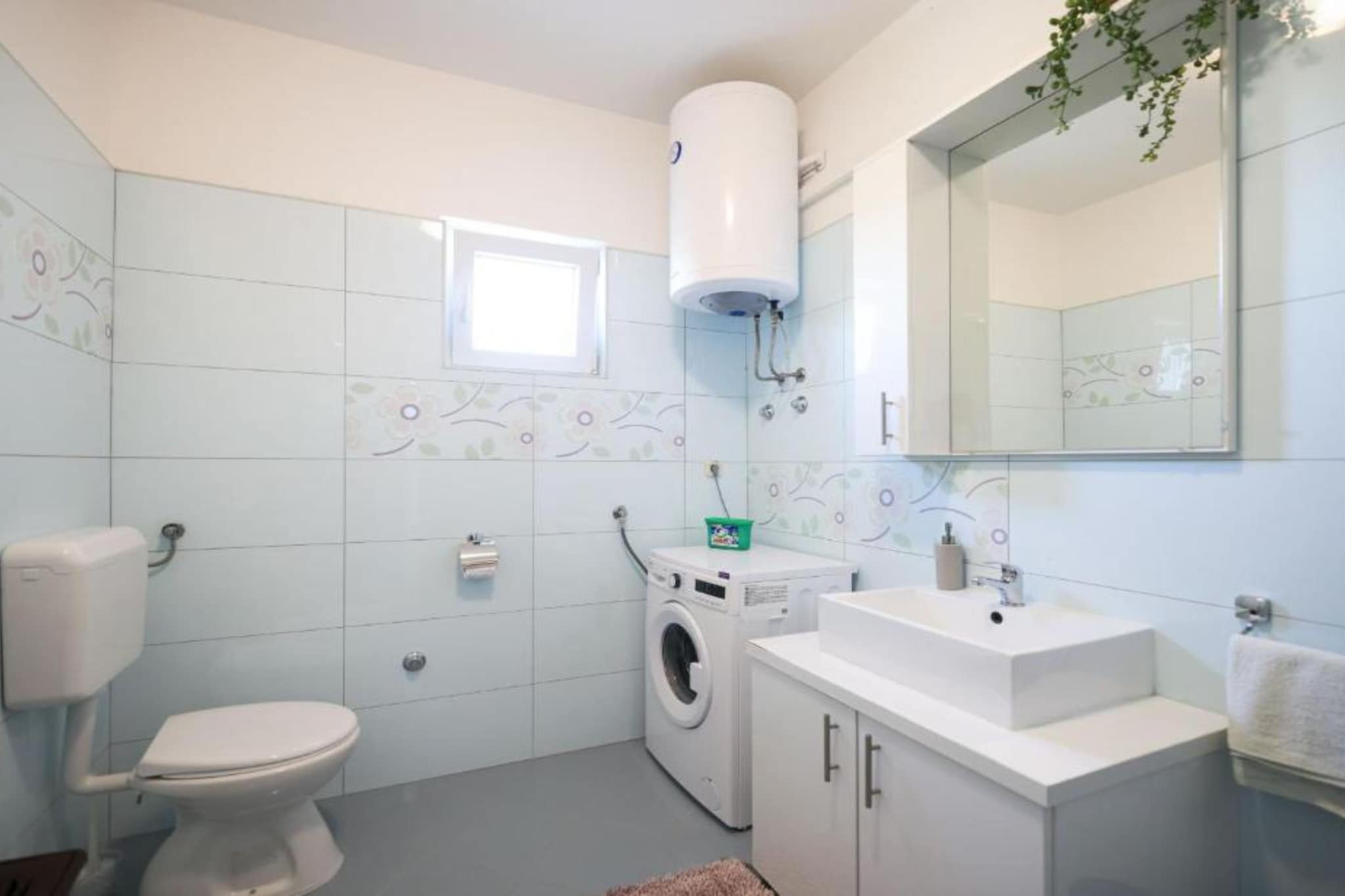 Villa Maja - Three bedroom villa with pool-Badezimmer