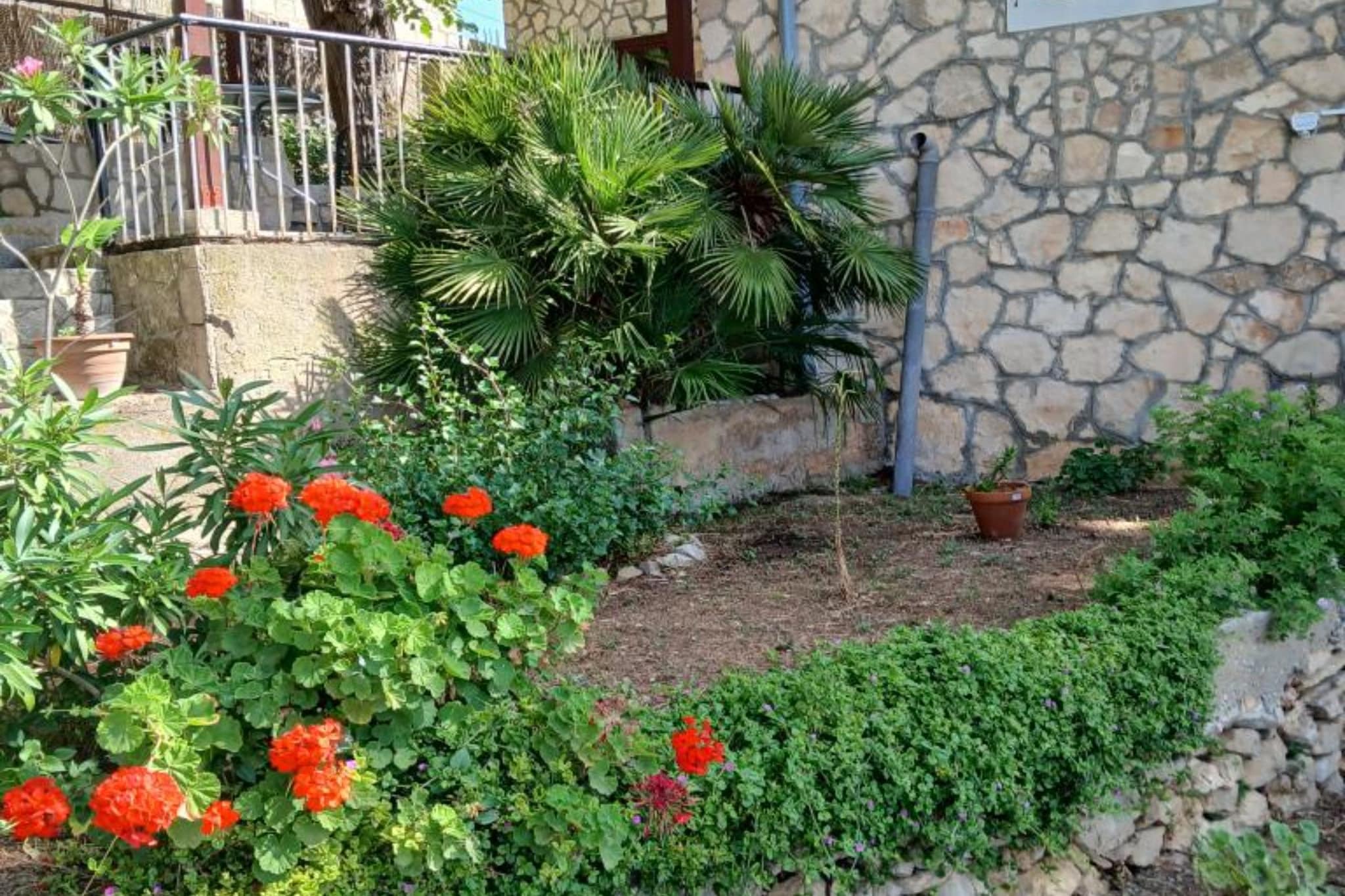 Apartmani Green Oasis - Studio Apartment with Terrace and Sea View-Buitenlucht