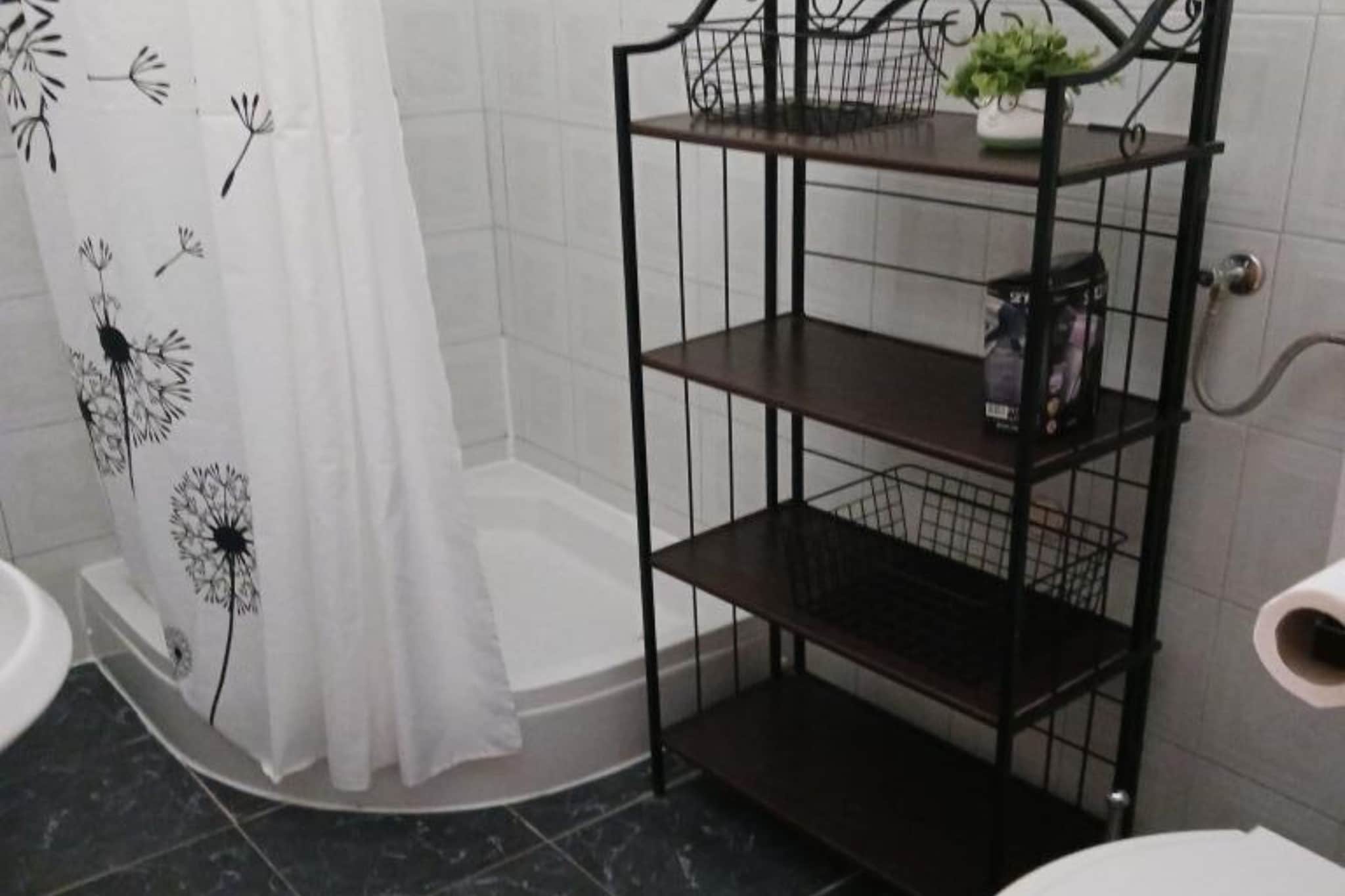 Apartmani Green Oasis - One Bedroom Apartment with Terrace and Sea View-Badkamer