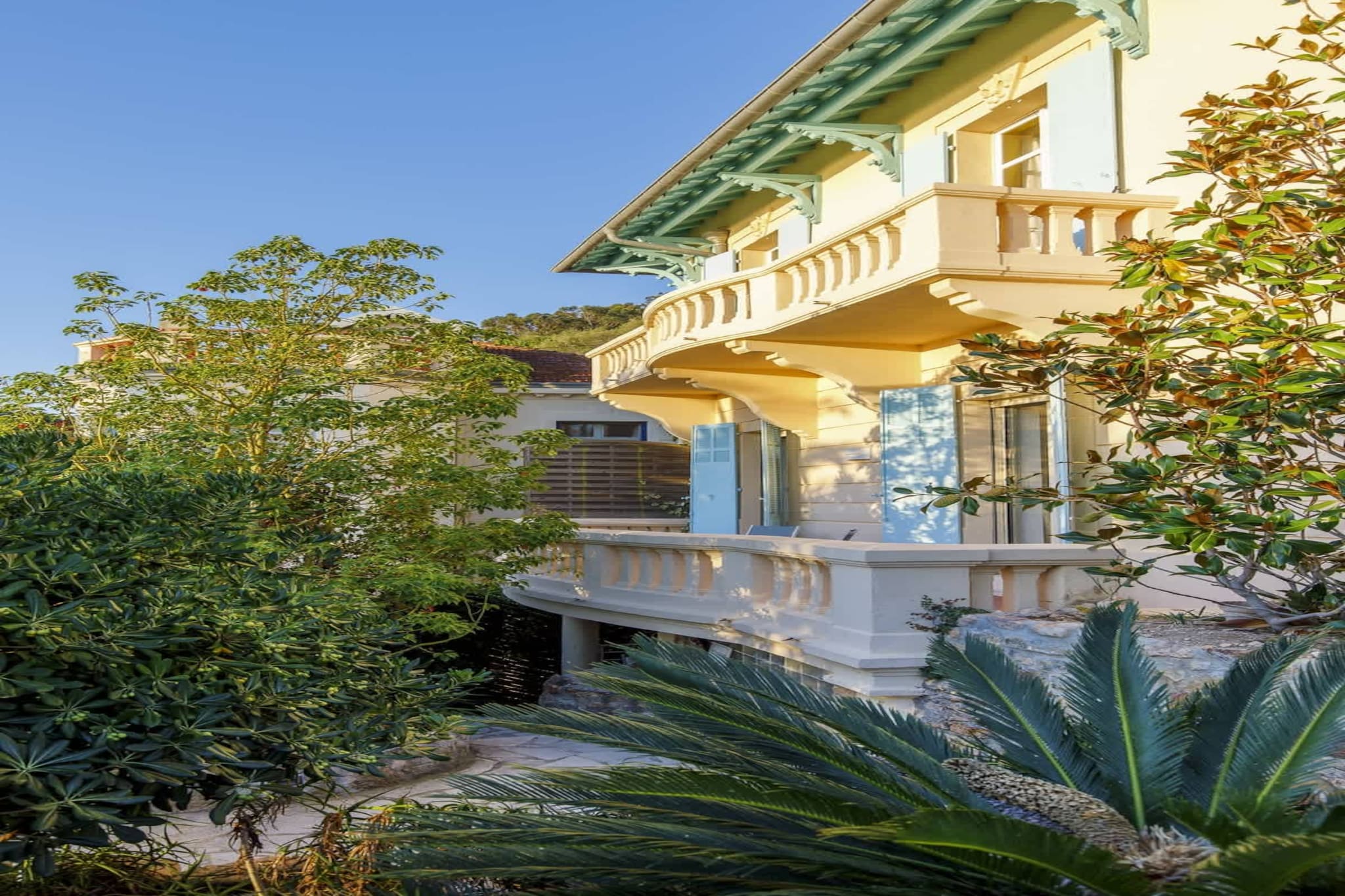 Magnifique villa avec vue sur mer et belle piscine-Terrasse / balcon