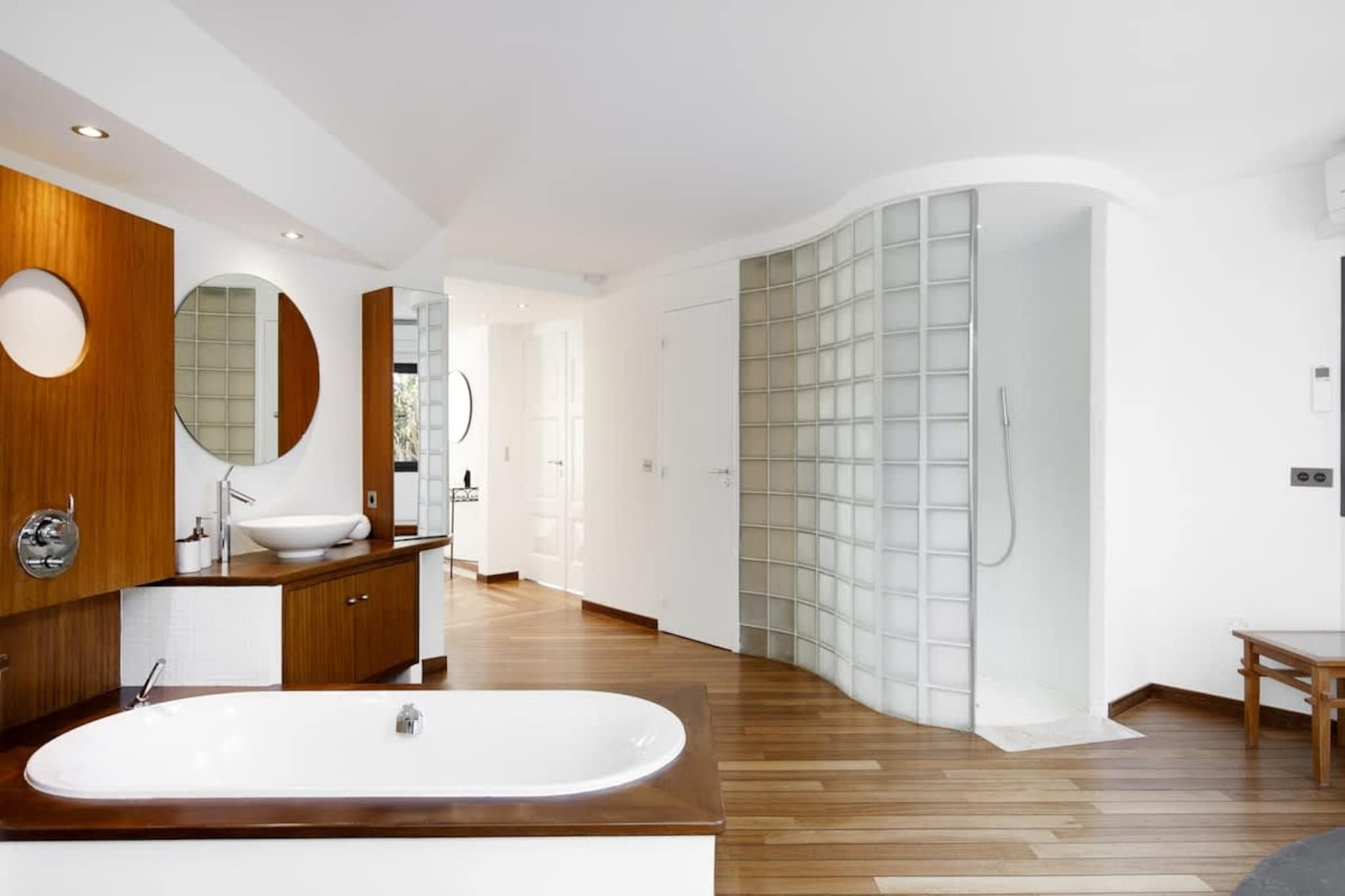 Magnifique villa avec vue sur mer et belle piscine-Salle de bain