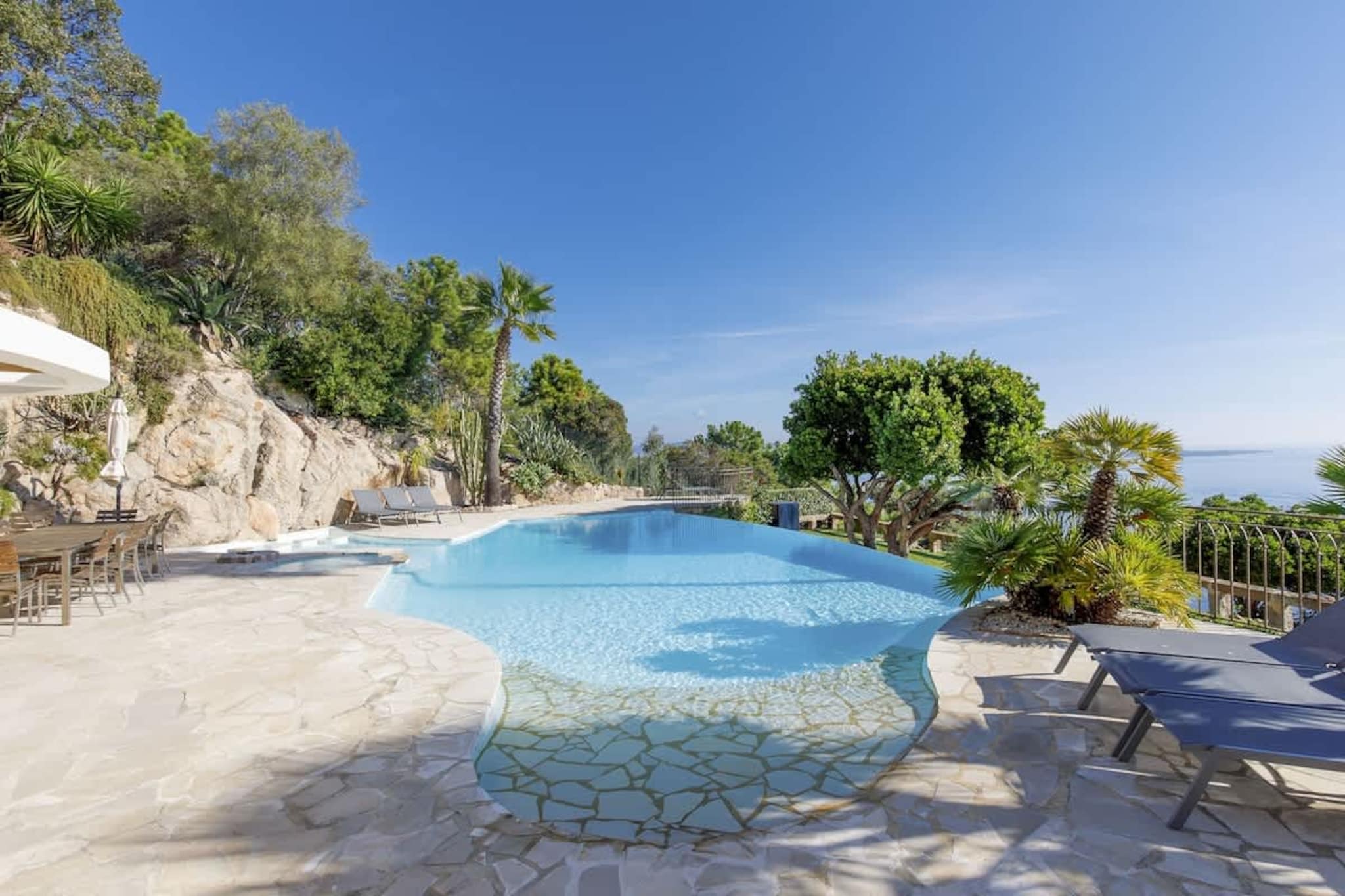 Magnifique villa avec vue sur mer et belle piscine-Piscine