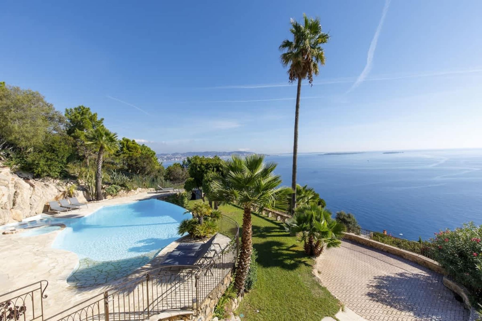 Magnifique villa avec vue sur mer et belle piscine-Piscine