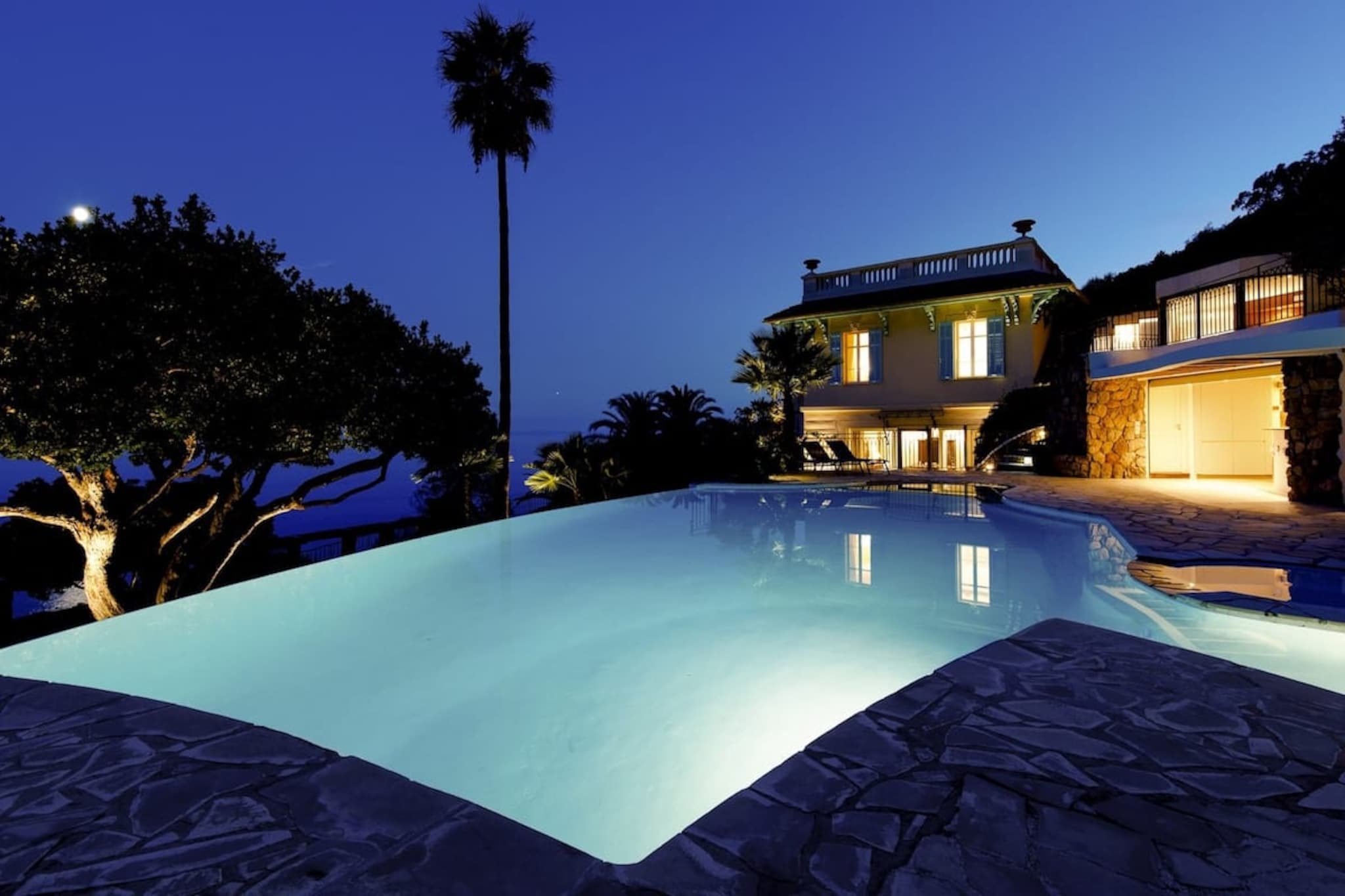 Magnifique villa avec vue sur mer et belle piscine-Extérieur été