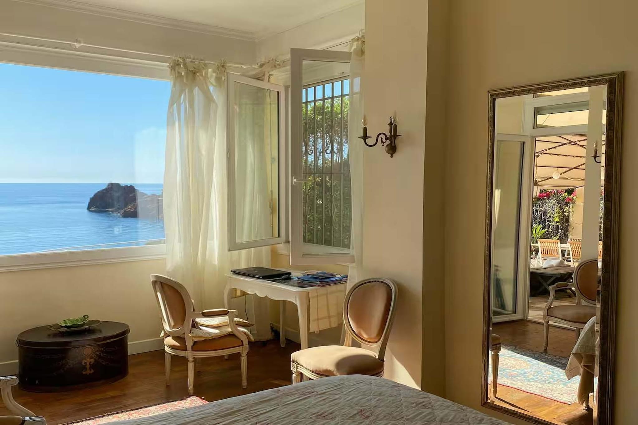 Villa plage privée vue sur la mer-Chambre