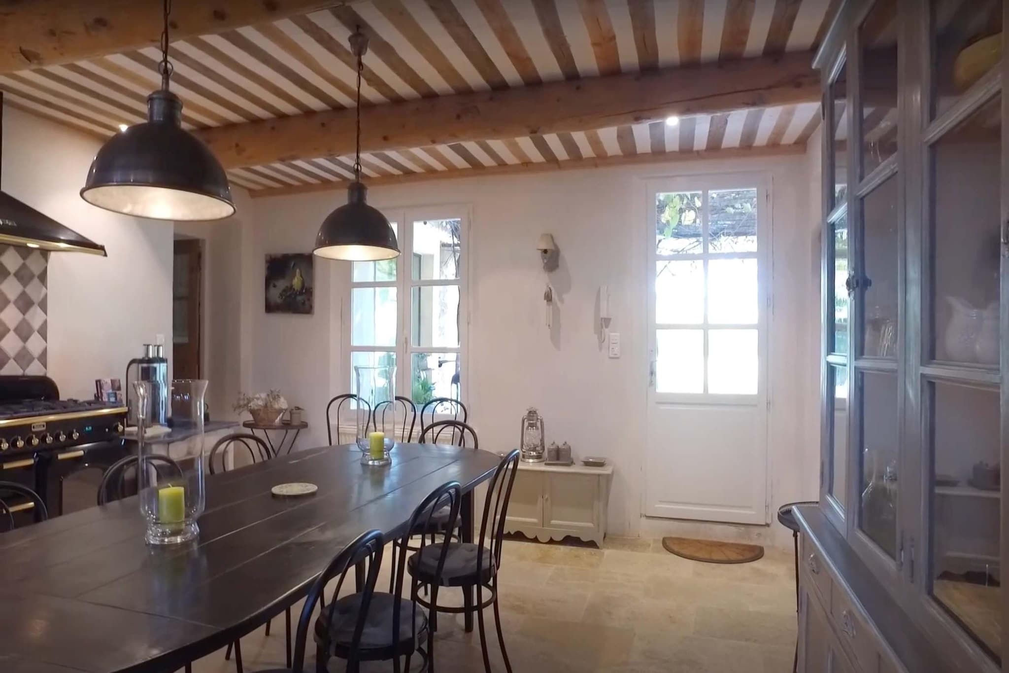 Bast de Charme L141-Eetkamer