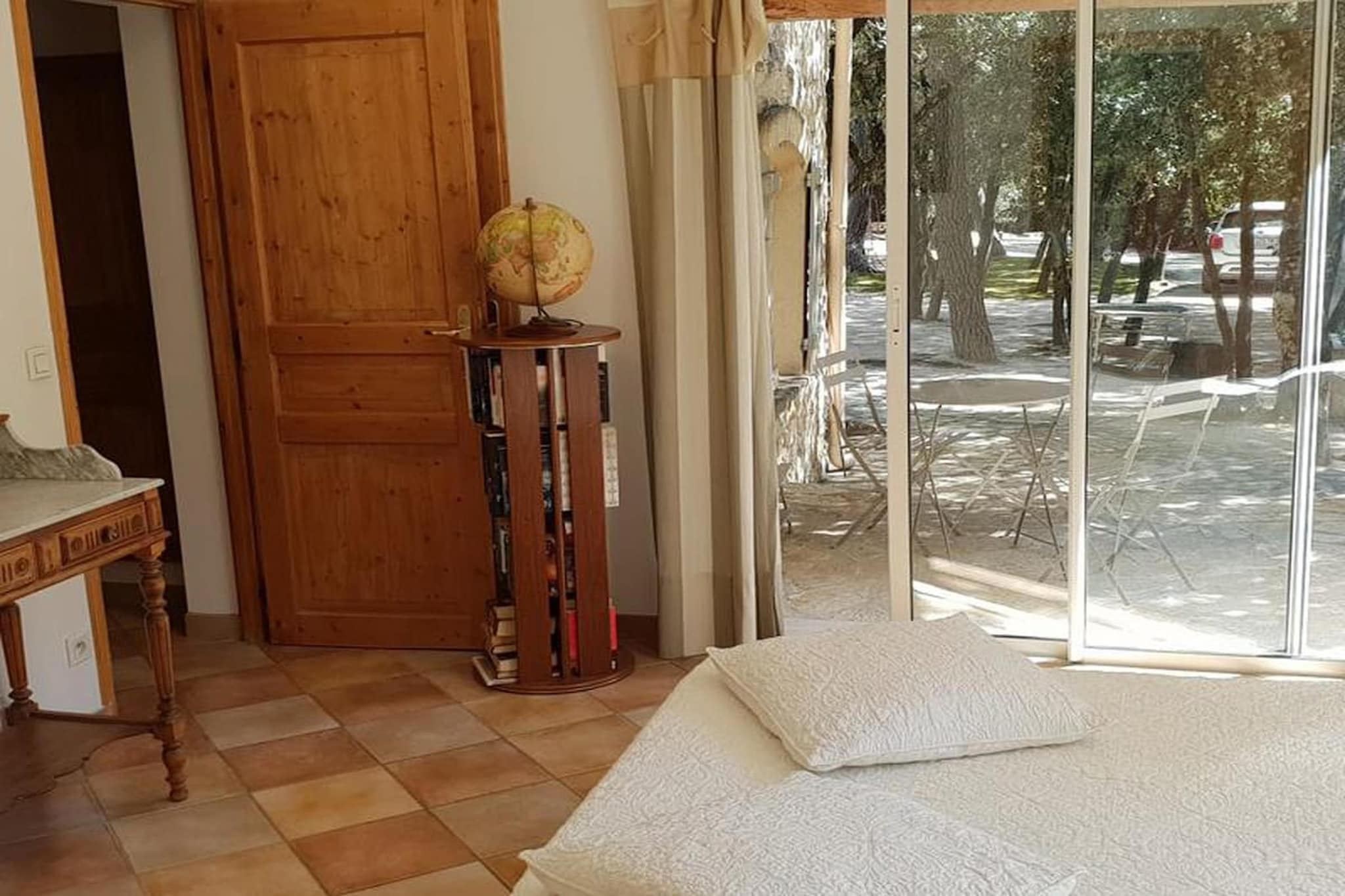 Villa cadre idyllique et reposant avec piscine-Slaapkamer